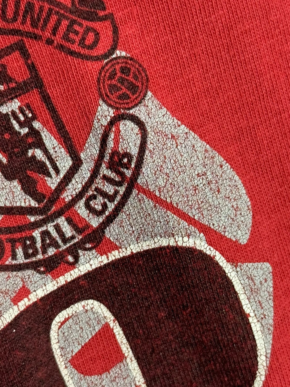 Umbro Vintage Manchester United Sharp Training Football T-Shirt Size US L / EU 52-54 / 3 - 14 Thumbnail