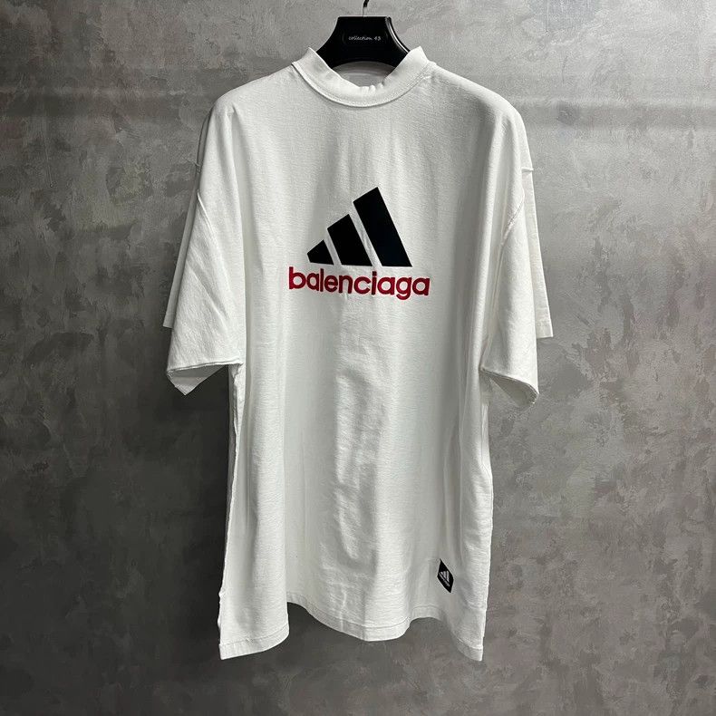 Other Balenciaga New adidas co-branded white monogrammed logo sh Size US XL / EU 56 / 4 - 1 Thumbnail