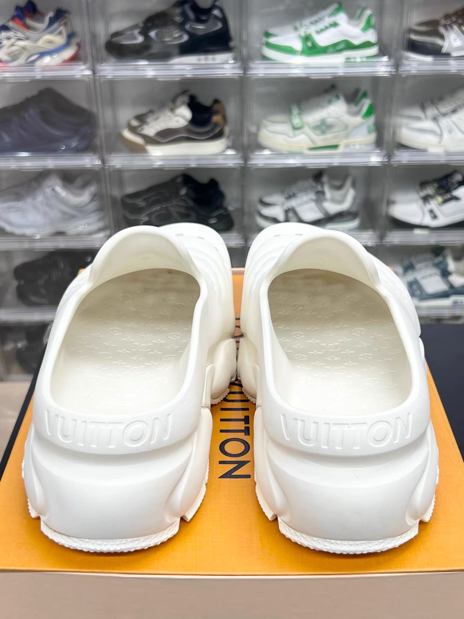 Louis Vuitton LV Shark Clog Slip-On Platform Slides K15 Size US 8 / EU 41 - 7 Thumbnail