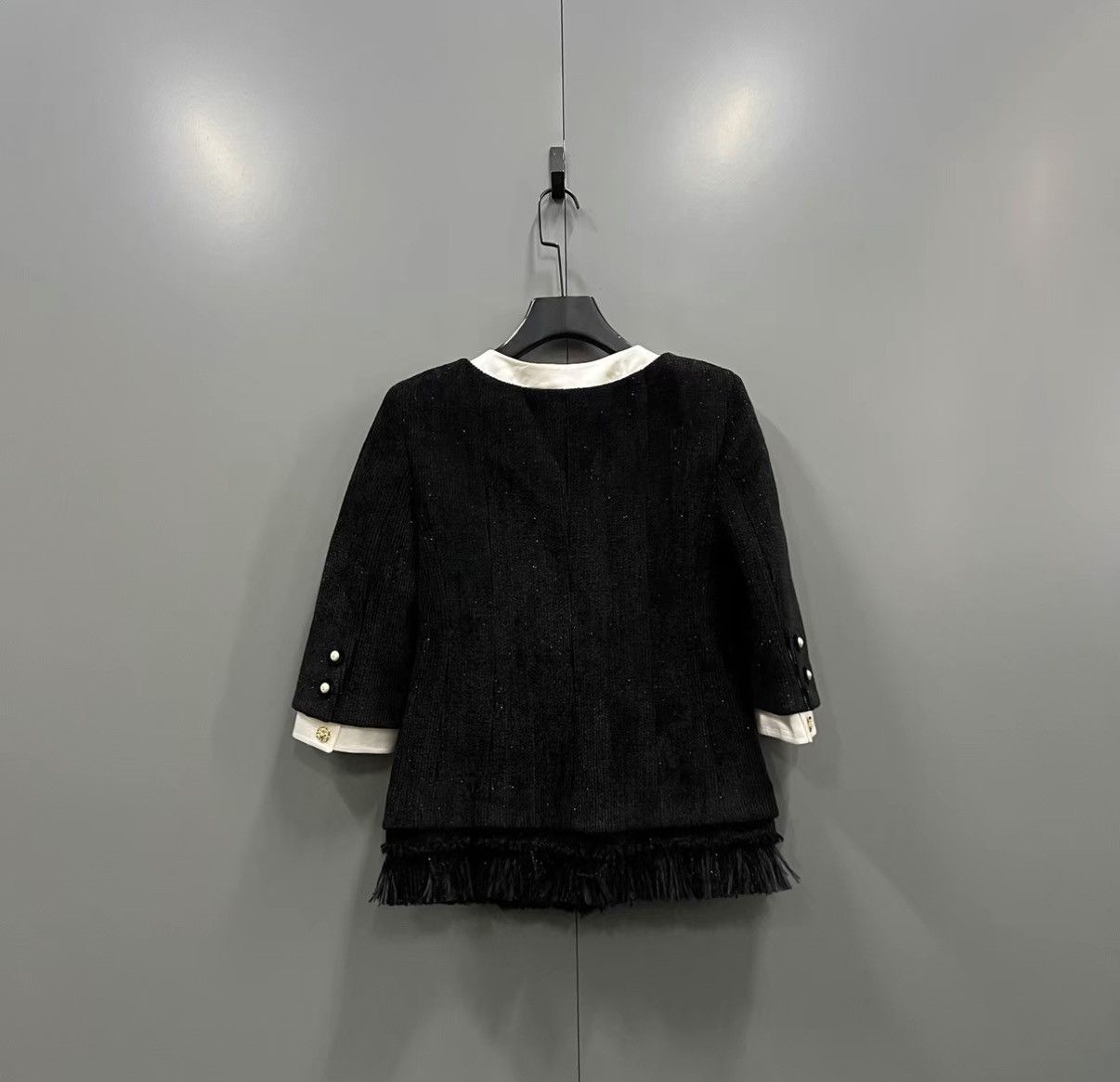 Chanel CHANEL 20A Cambon Velvet Ostrich Feather Tassel Jacket J41 Size XS / US 0-2 / IT 36-38 - 2 Thumbnail