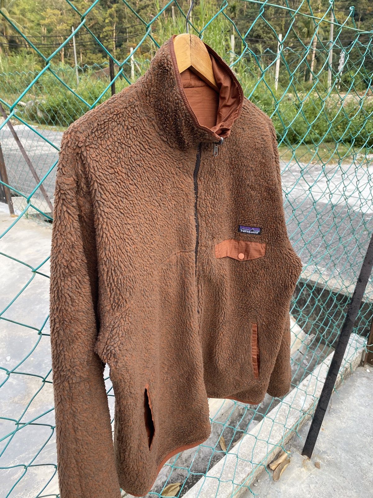 Patagonia Distressed patagonia riversible jacket Size US L / EU 52-54 / 3 - 3 Thumbnail