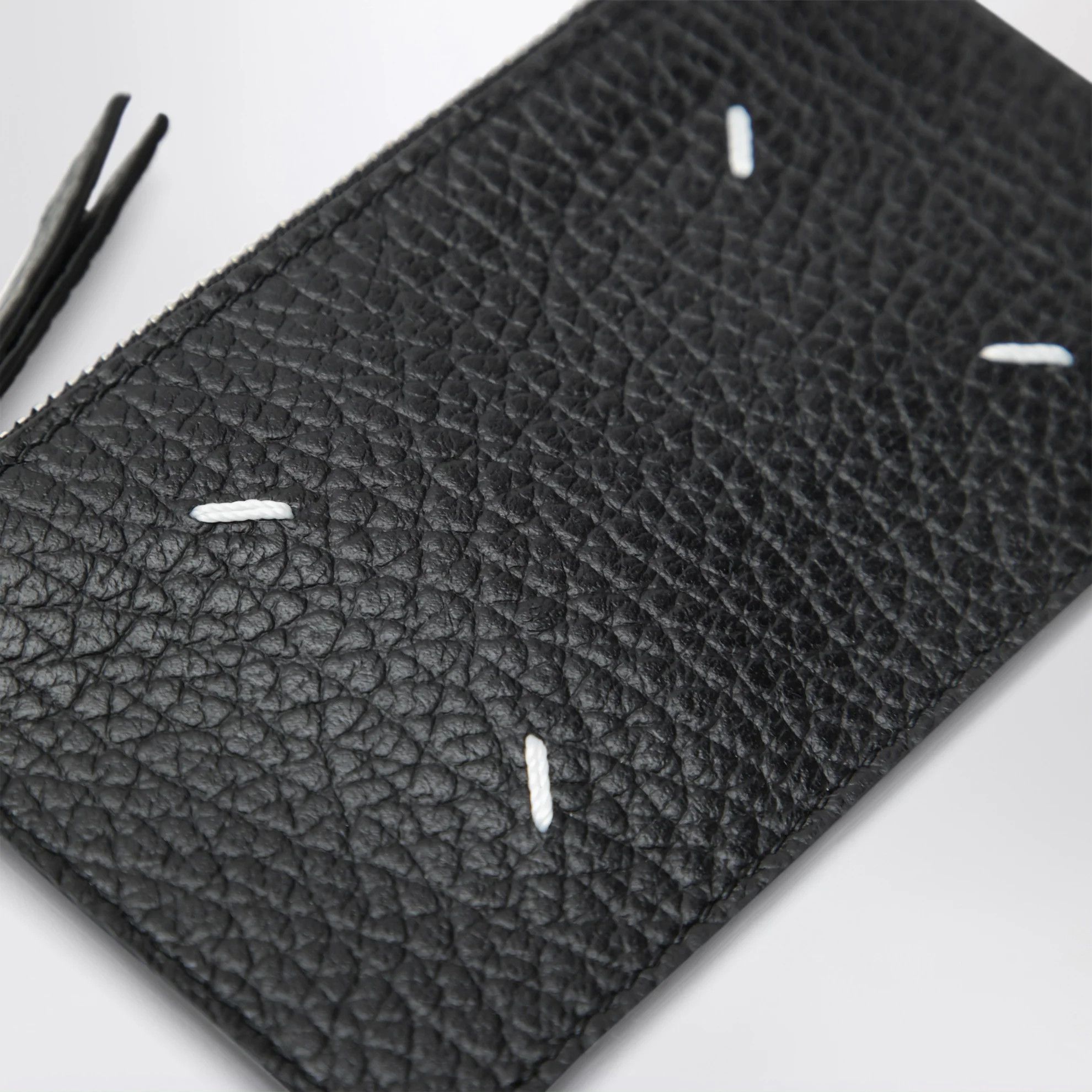 Maison Margiela o1d2blof0526 Size: OS / Four Stitches Zip Card Holder Black Size ONE SIZE - 3 Thumbnail
