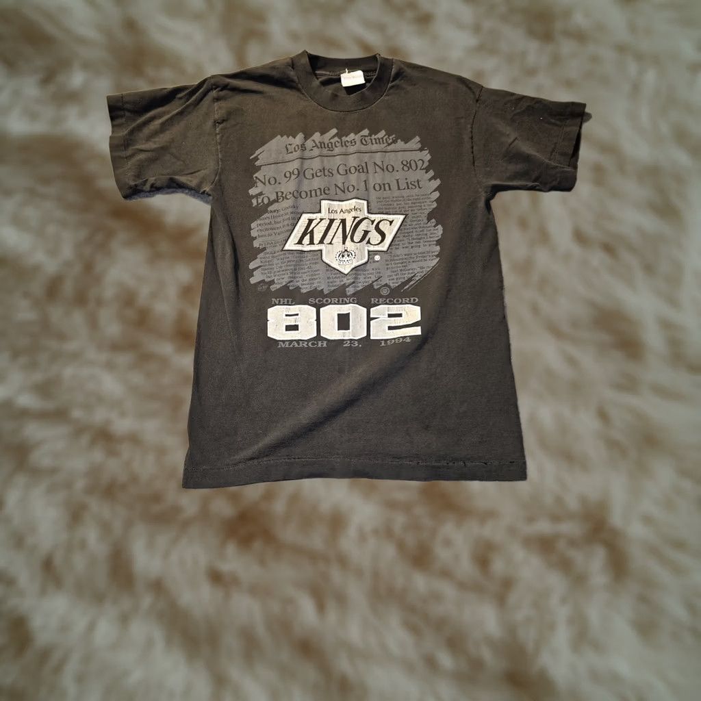 Vintage VINTAGE Front Pages T-Shirt Men M Black Short Sleeve Graphic Print 90s L.A. Kings Shirt Mens Size US M / EU 48-50 / 2 - 1 Thumbnail