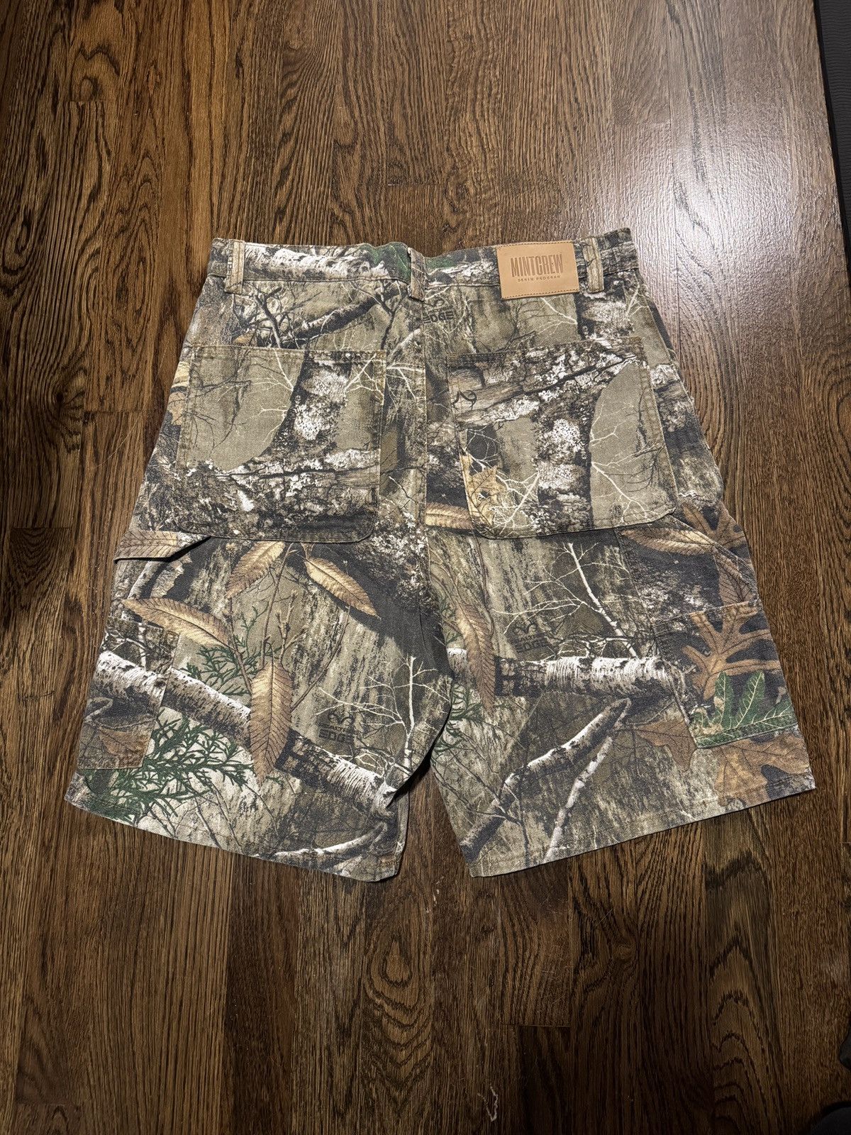 Mintcrew Mint Crew Camo Double Knee Shorts Size US 32 / EU 48 - 2 Thumbnail