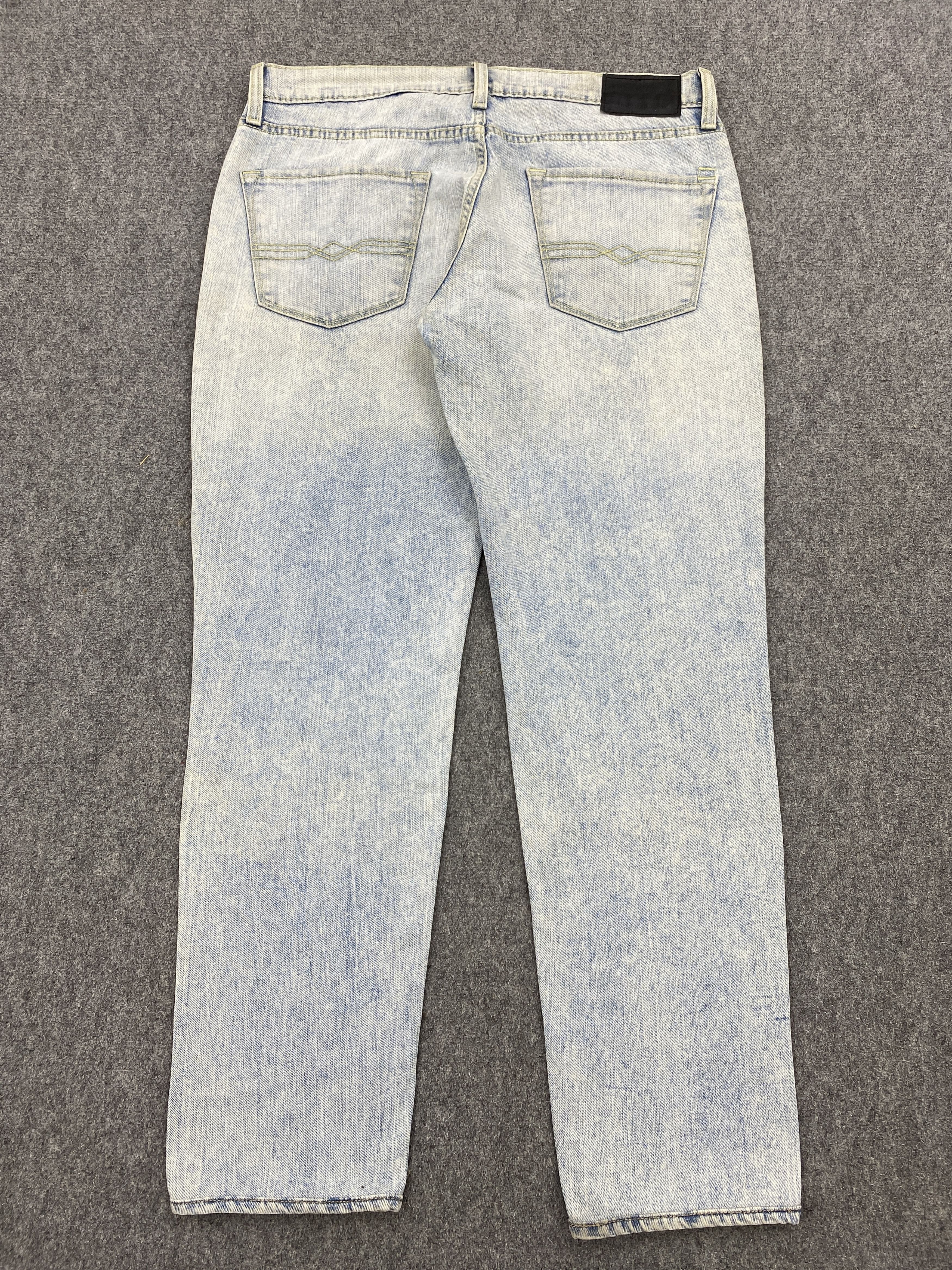 Levi's Vintage Levis Denizen Light Wash Jeans 34x29 S0030 Size US 34 / EU 50 - 3 Thumbnail