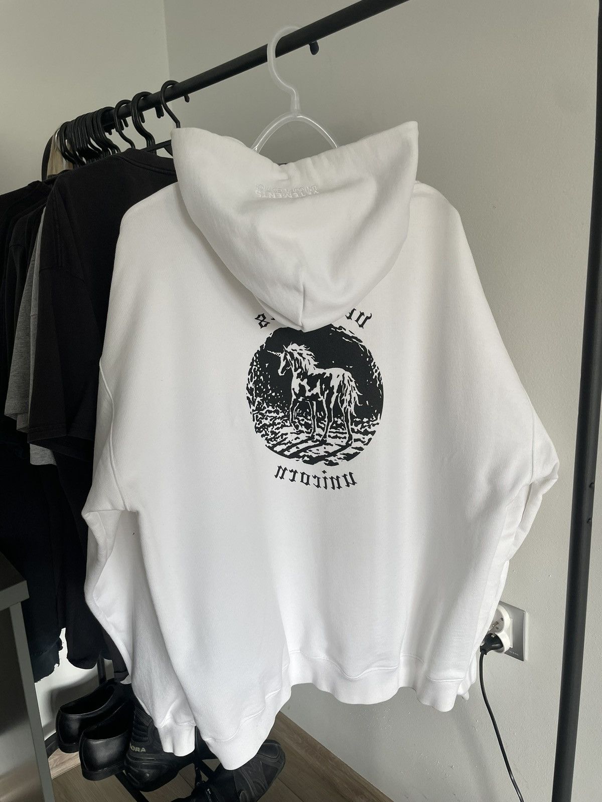 Vetements double unicorn vetements hoodie Size US M / EU 48-50 / 2 - 2 Thumbnail