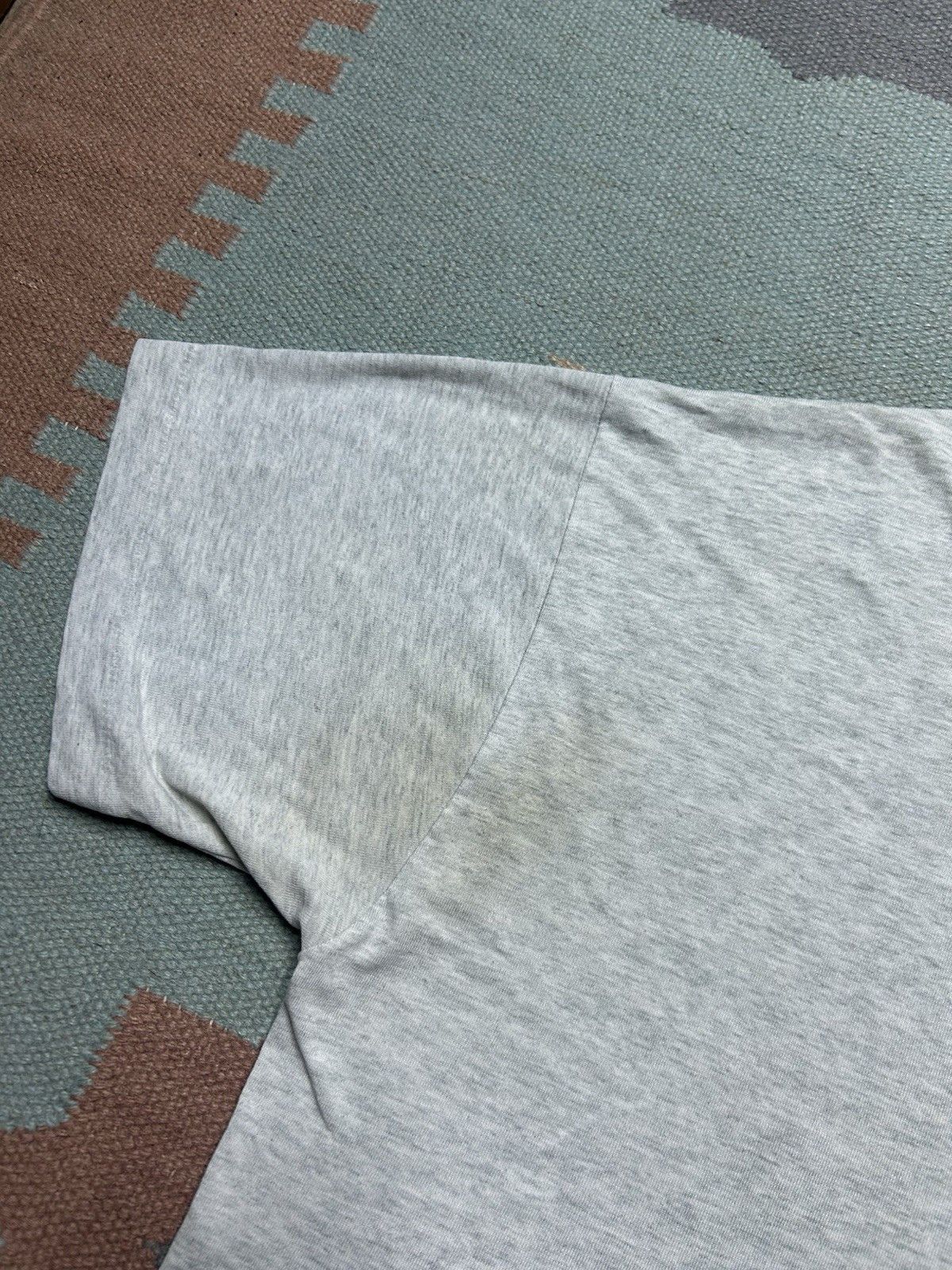 Vintage Vtg 90s t shirt front row productions distress paper thin XL Size US XL / EU 56 / 4 - 13 Thumbnail