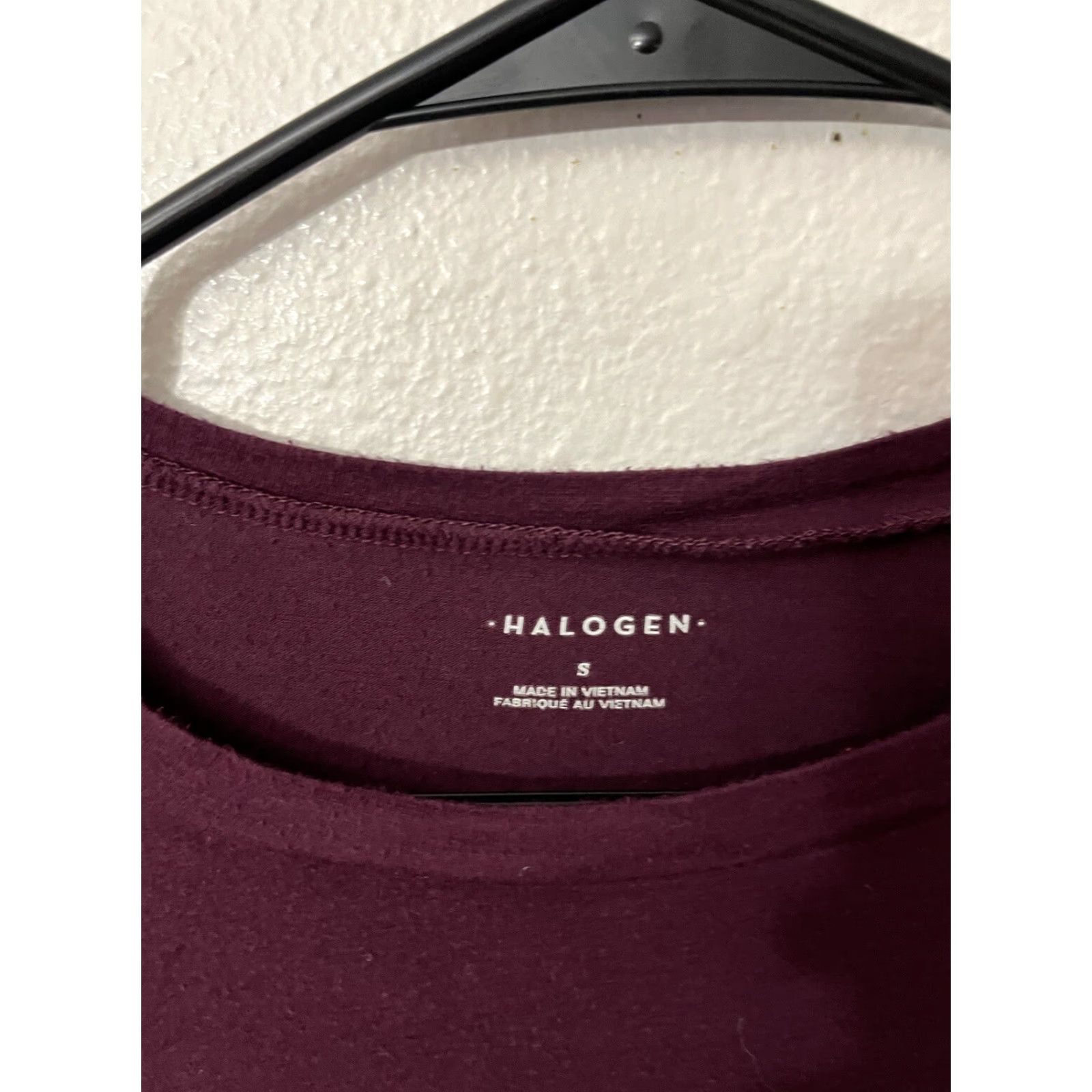 Vintage VINTAGE Halogen Women's T-Shirt Long Sleeve Pullover Size Small Burgundy Solid Casual Women Size S / US 4 / IT 40 - 3 Thumbnail