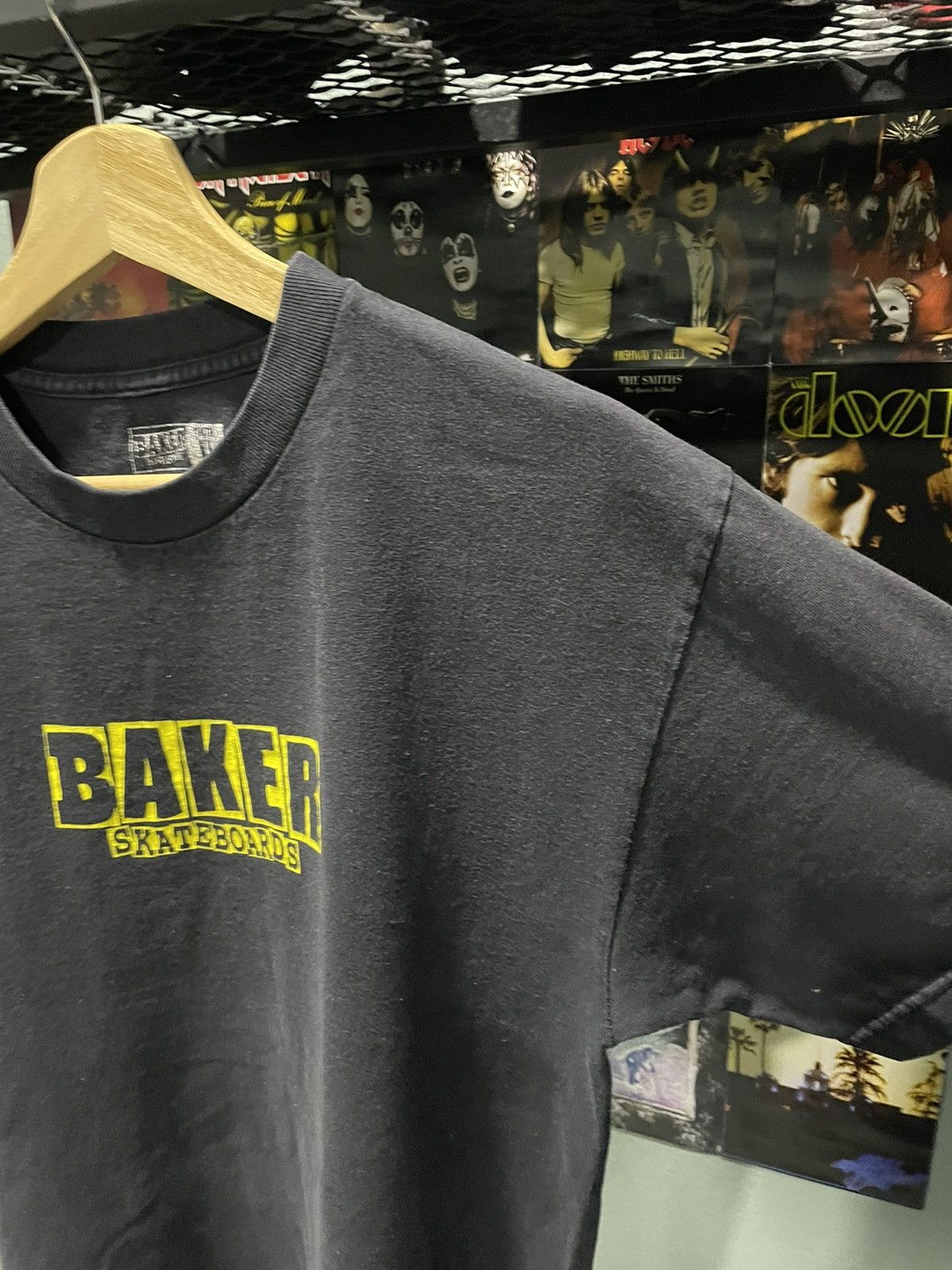 Vintage Vintage Y2K Baker Skateboard Tee Size US M / EU 48-50 / 2 - 4 Thumbnail