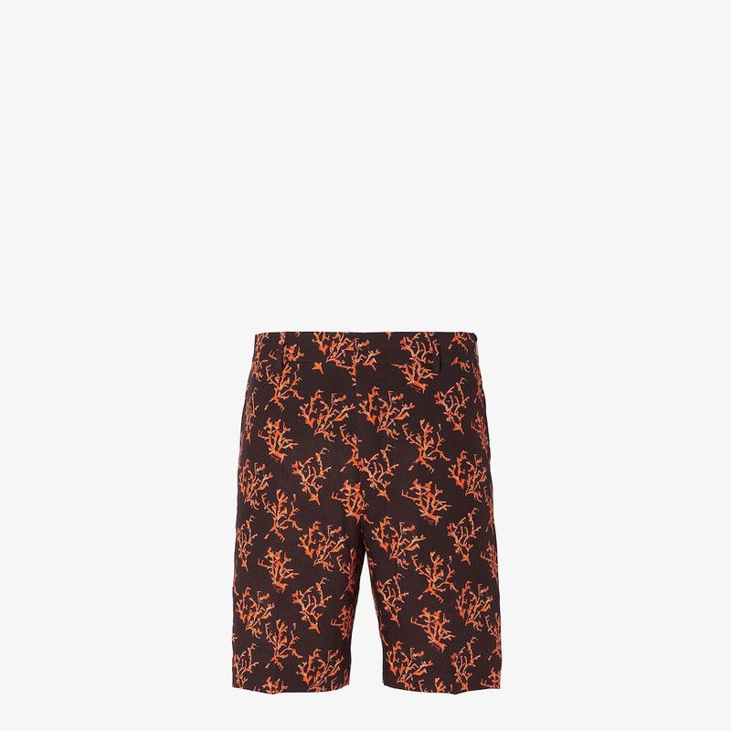 Fendi o1s1wg110526 Bermudas in Black Size US 32 / EU 48 - 1 Thumbnail