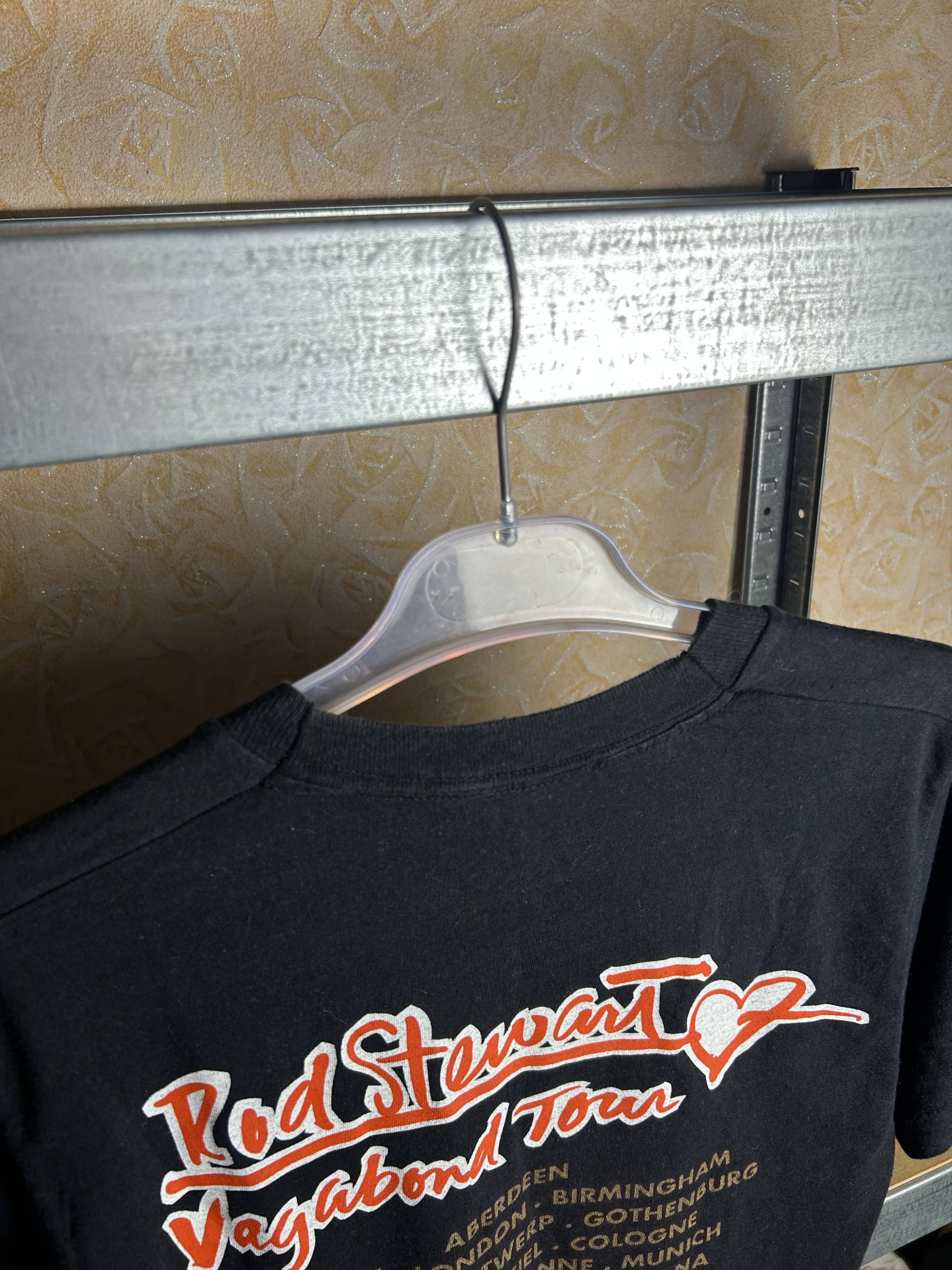Band Tees Vintage 90s Rod Stewart Vagabond Heart Tour T-shirt Size US L / EU 52-54 / 3 - 10 Thumbnail