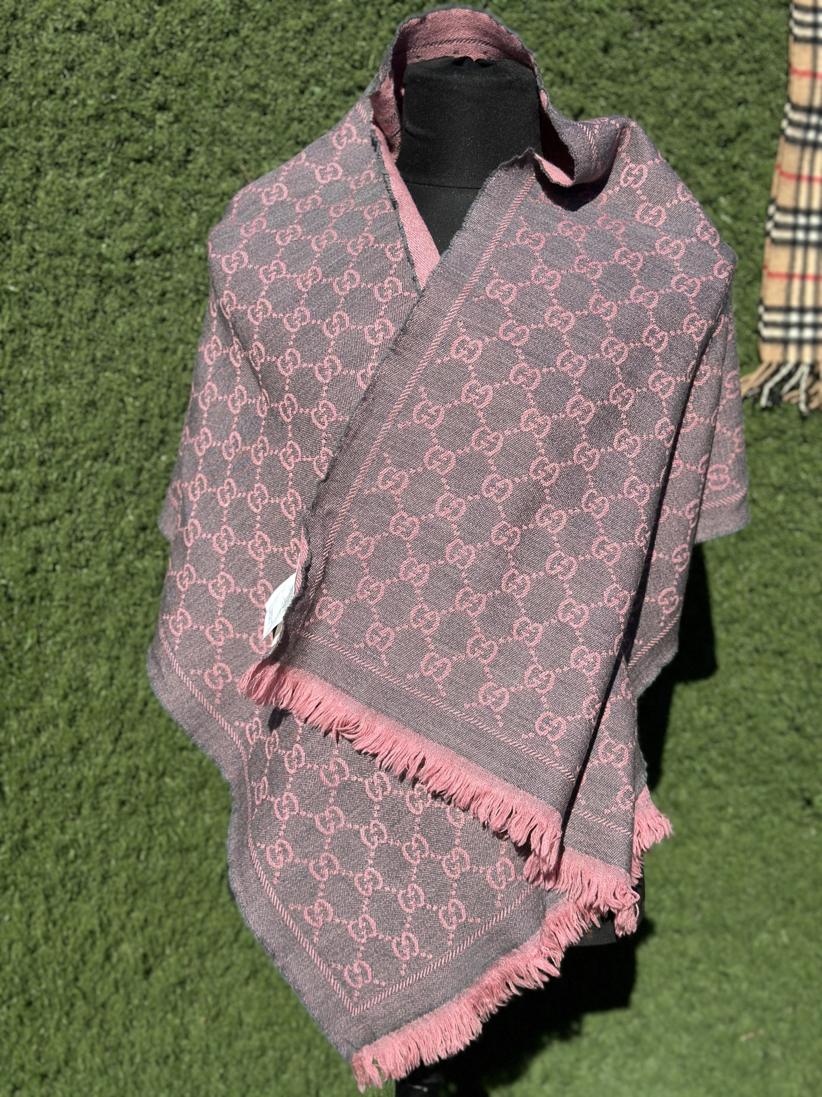 Gucci Gucci GG Jacquard Wool Scarf Shawl Wrap Reversible 160x44cm Size ONE SIZE - 4 Thumbnail