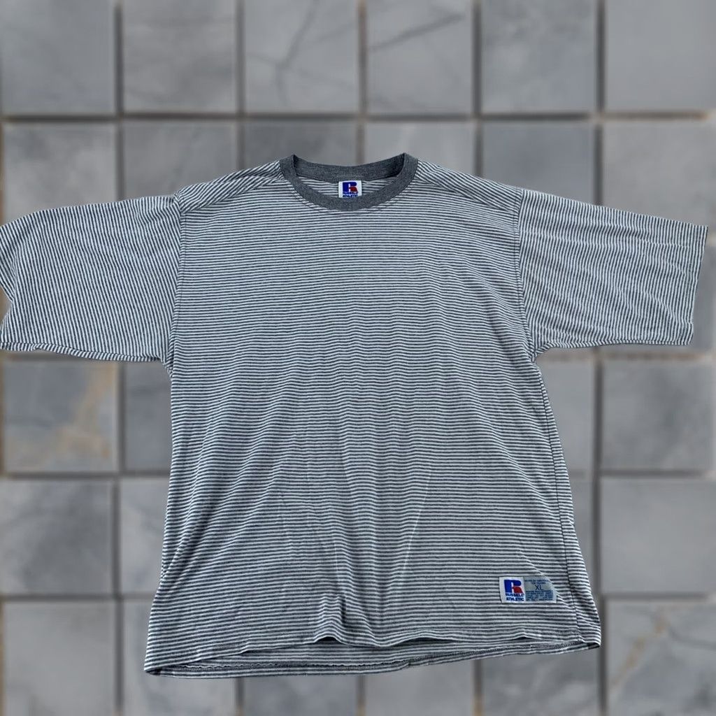 Russell Athletic VINTAGE Russell Athletic Shirt Mens L Gray White Stripe Crewneck 90s USA Size US L / EU 52-54 / 3 - 1 Thumbnail