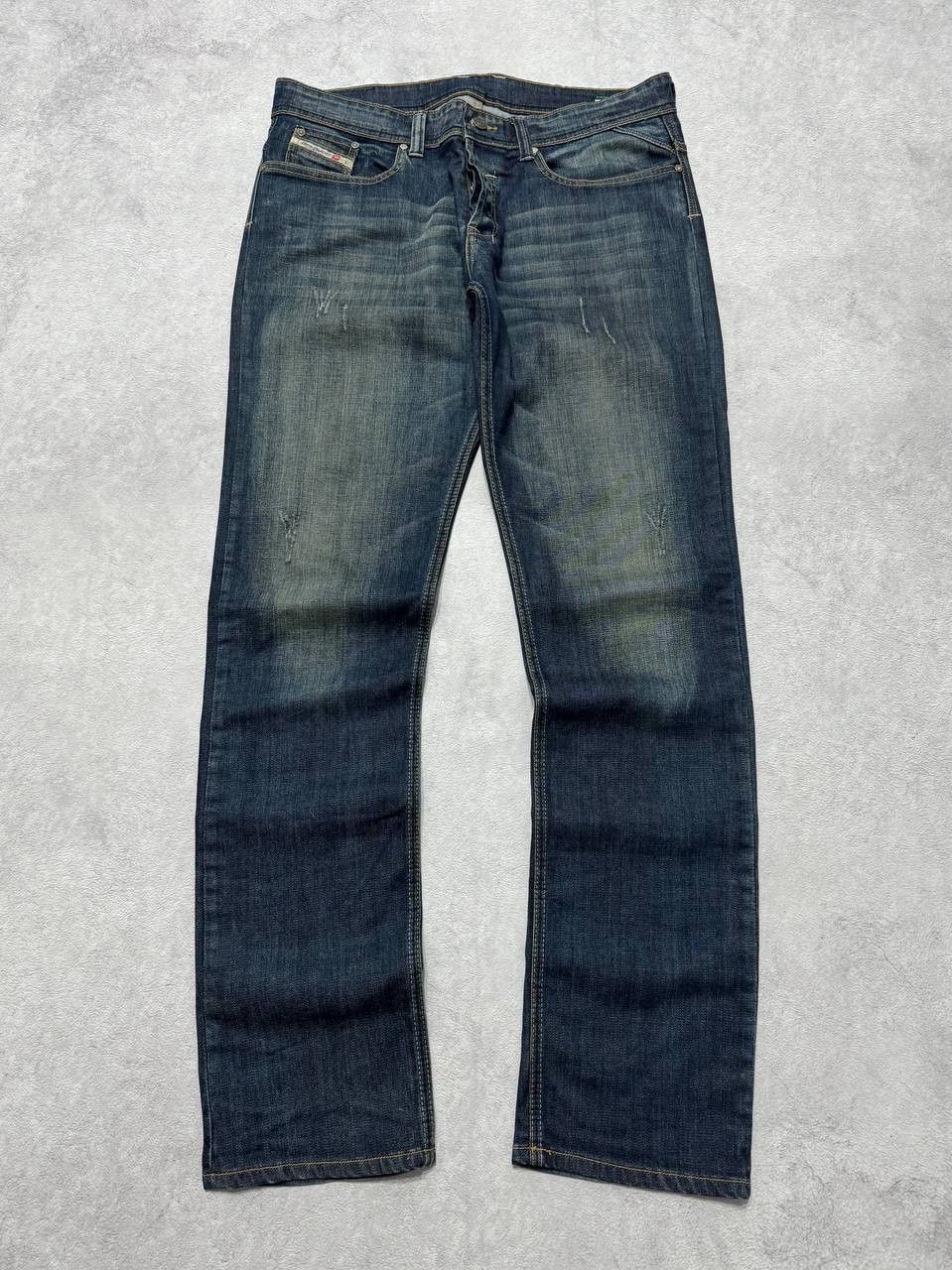 Diesel Vintage 2000s Diesel Straight Fit Jeans Size US 36 / EU 52 - 1 Thumbnail
