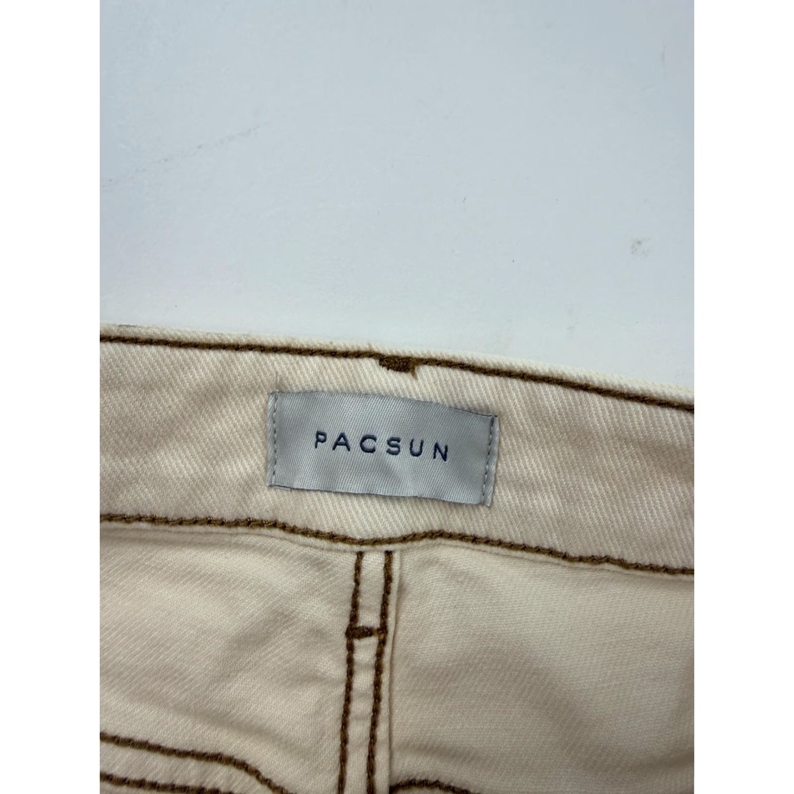 Pacsun PacSun Jeans Womens 26 White Light Wash Straight Leg Stretch Denim Casual Shirts? Size 26" / US 2 / IT 38 - 2 Thumbnail