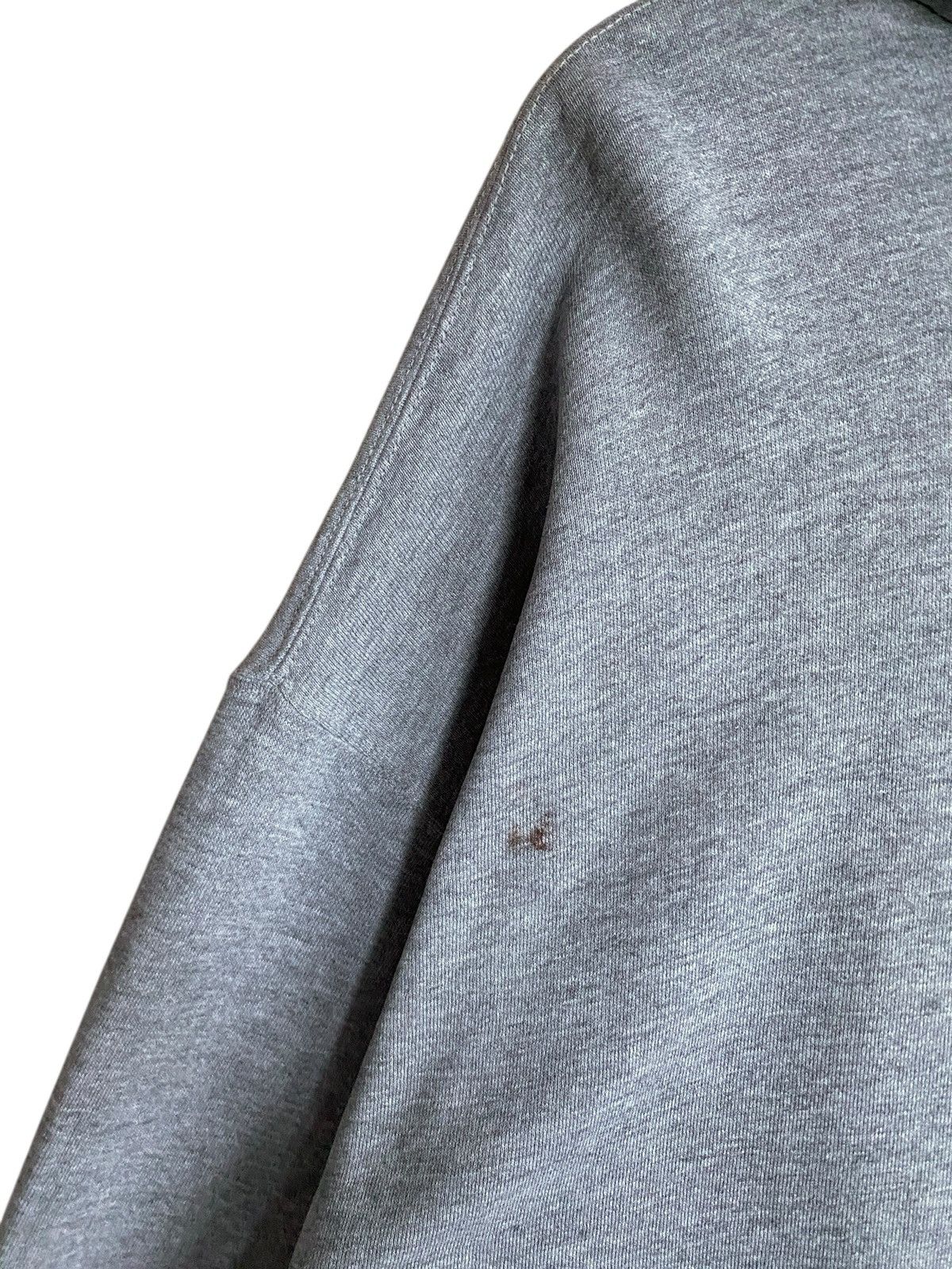 Vintage Brand Russell Hoodie Sweatshirt 2001s
