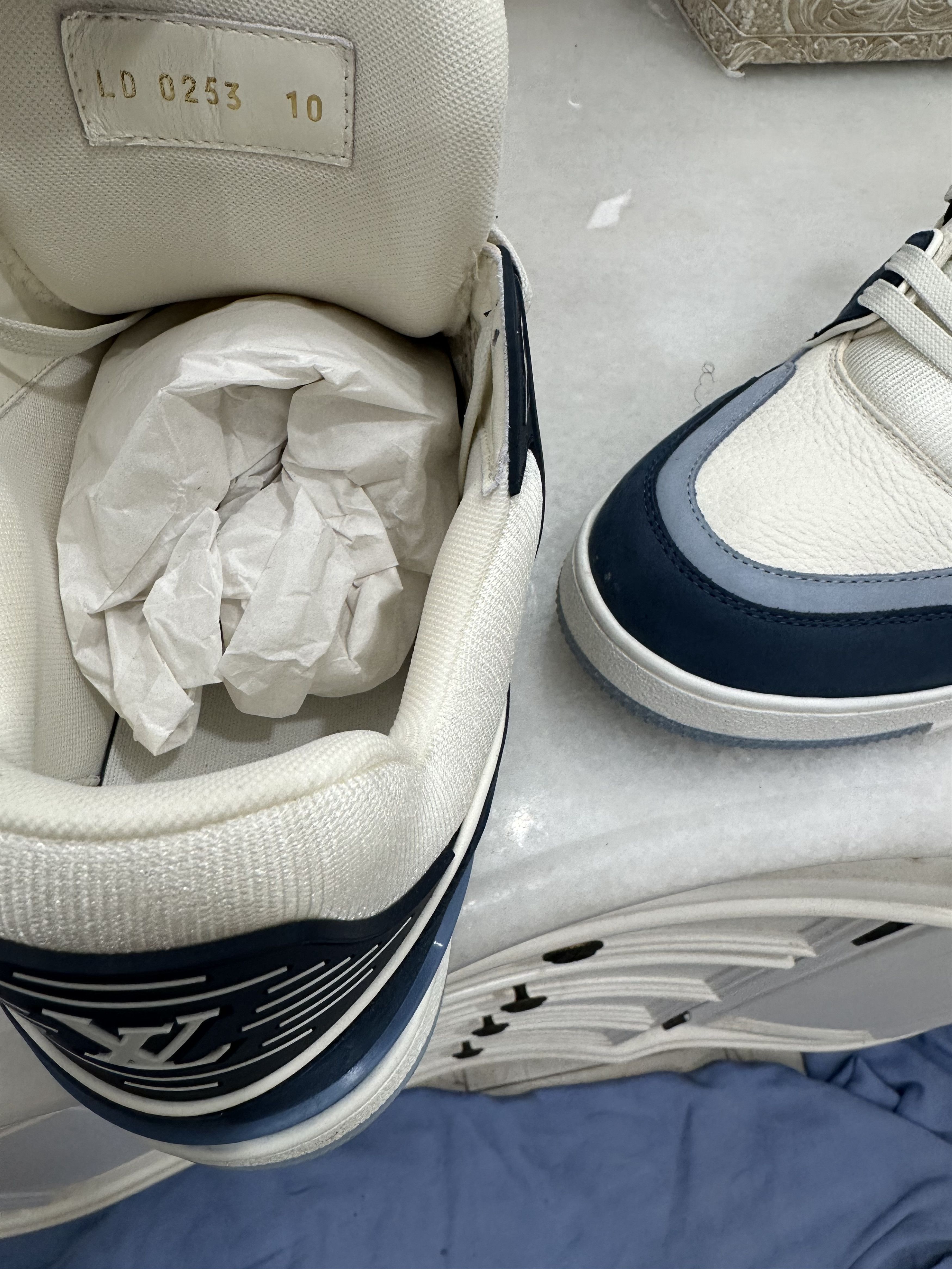 Louis Vuitton Lv trainer Size US 12 / EU 45 - 4 Thumbnail