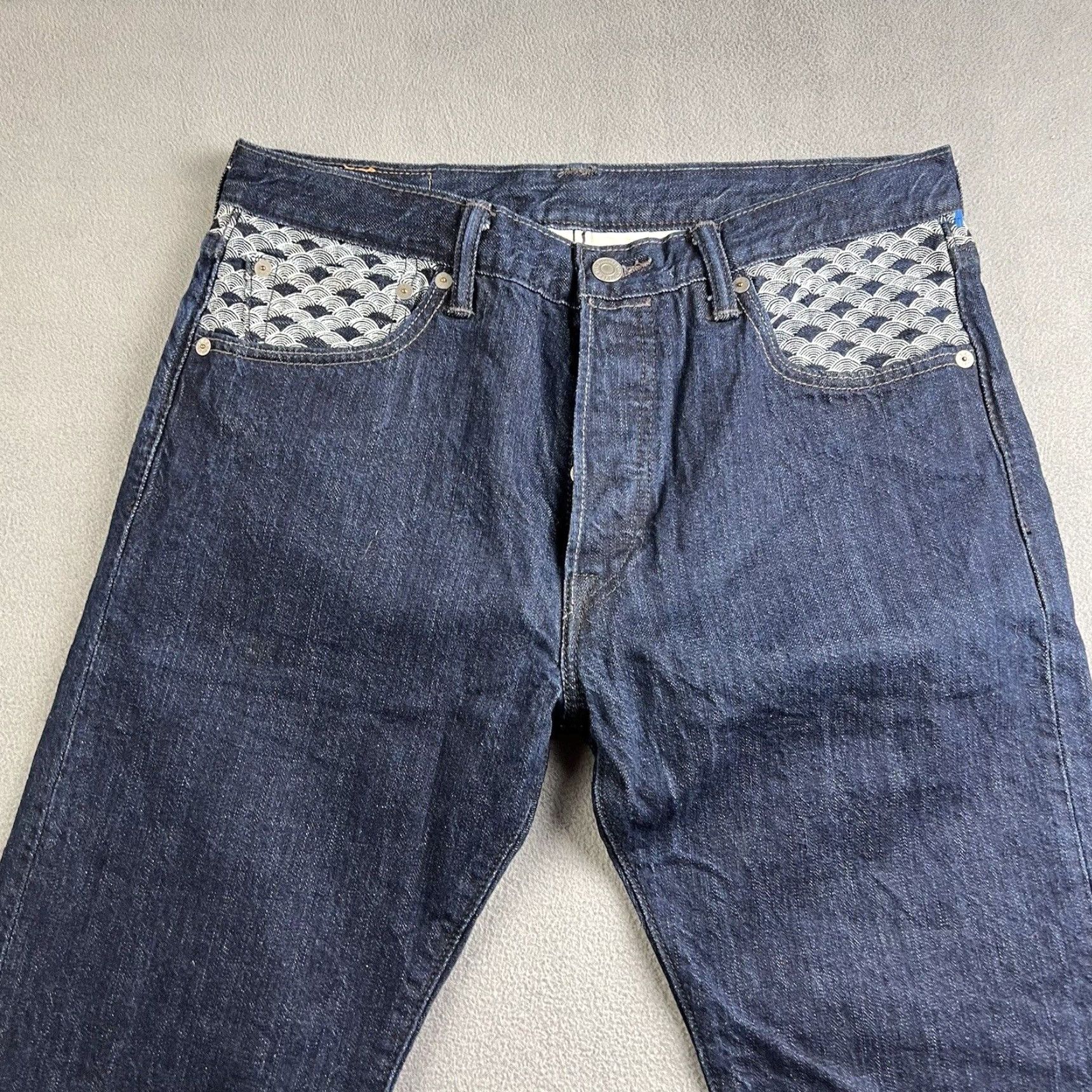 Levi's Levi's 501 Jeans Embroidered 90s Grunge Size US 32 / EU 48 - 3 Thumbnail