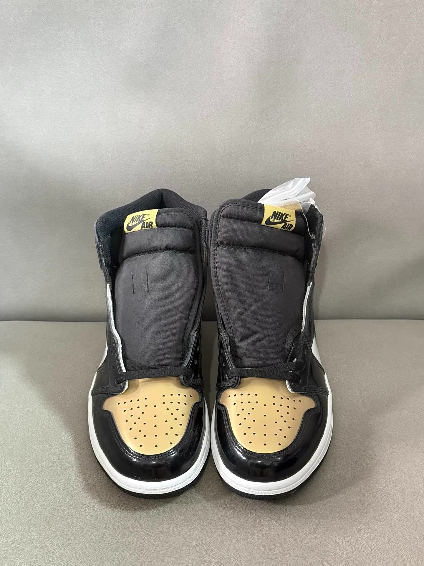Nike Jordan Air Jordan 1 High NRG Patent Gold Toe Ｑ20 Size US 10.5 / EU 43-44 - 3 Thumbnail