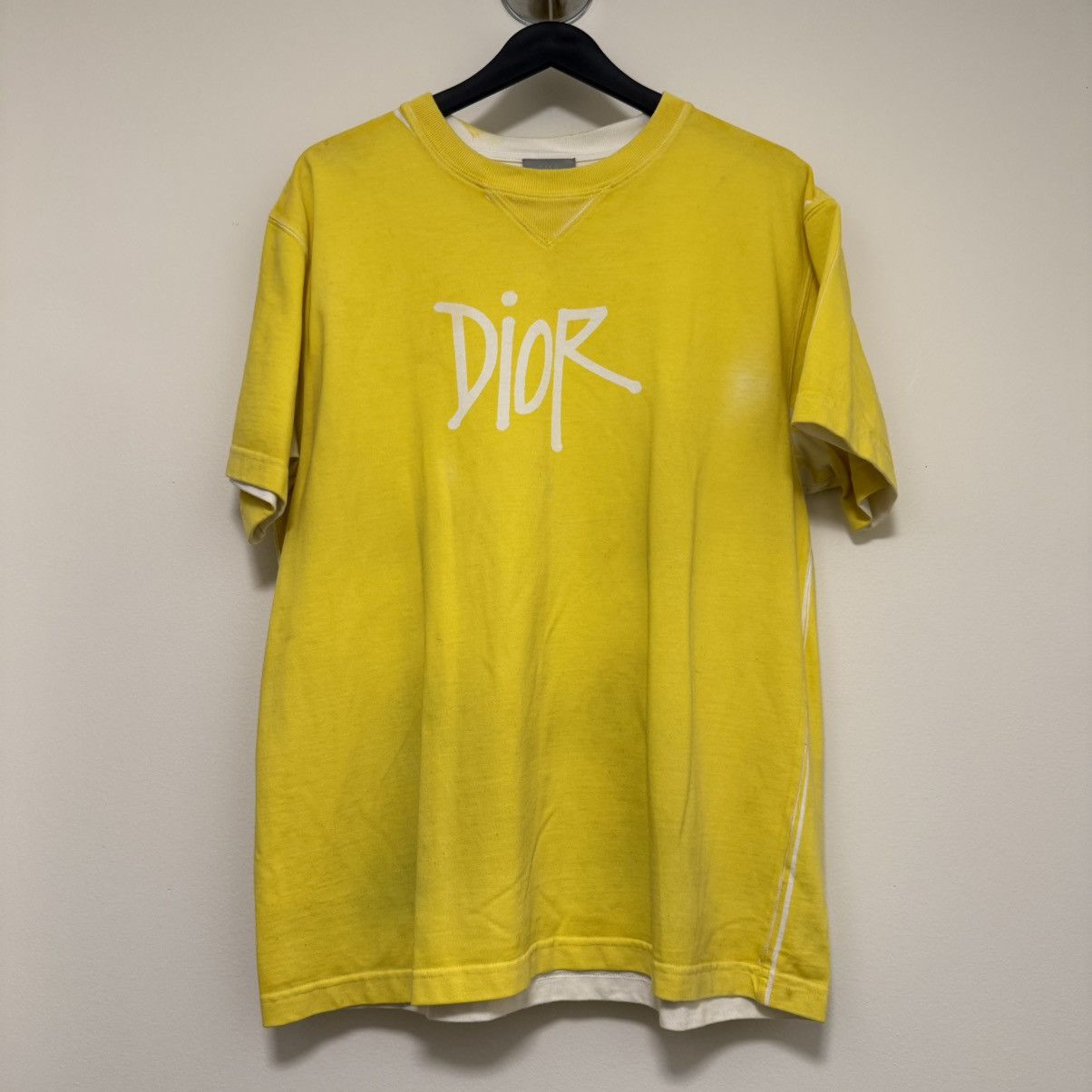 Dior Dior x Shawn Oversized Logo T-Shirt Yellow Sz Large Size US L / EU 52-54 / 3 - 1 Thumbnail