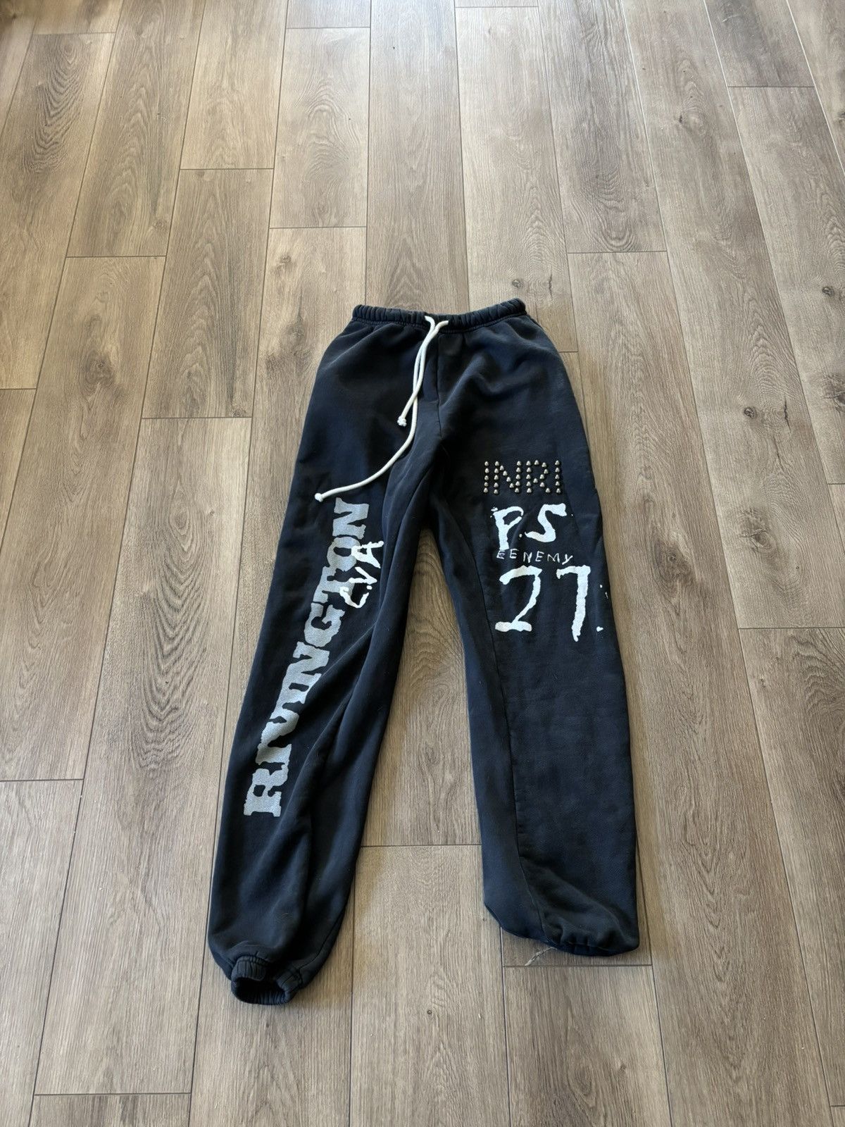 INRI SWEATS