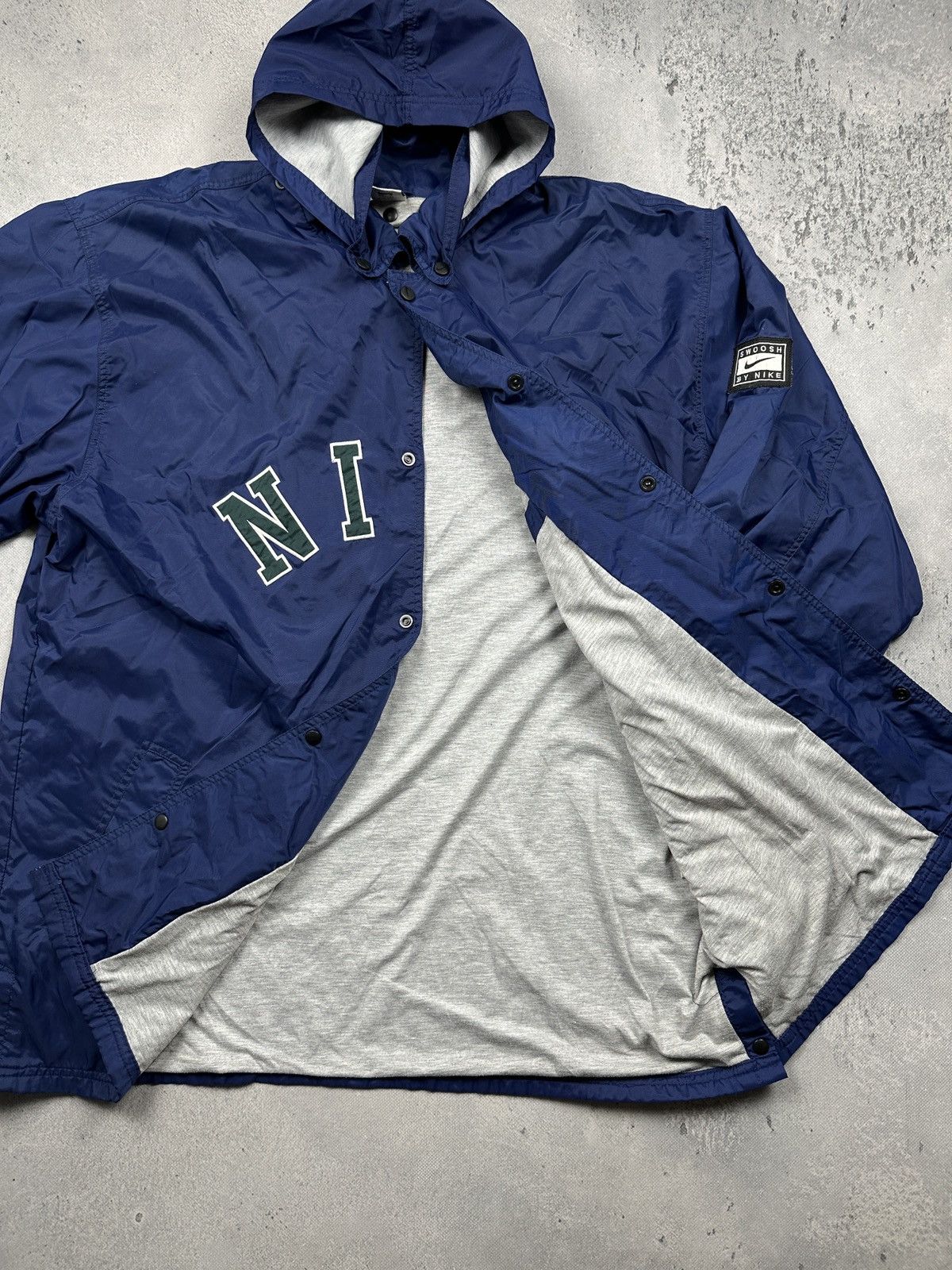 Nike Vintage Nike Swoosh Oversized Hooded Windbreaker Rain Jacket Size US XXL / EU 58 / 5 - 15 Thumbnail