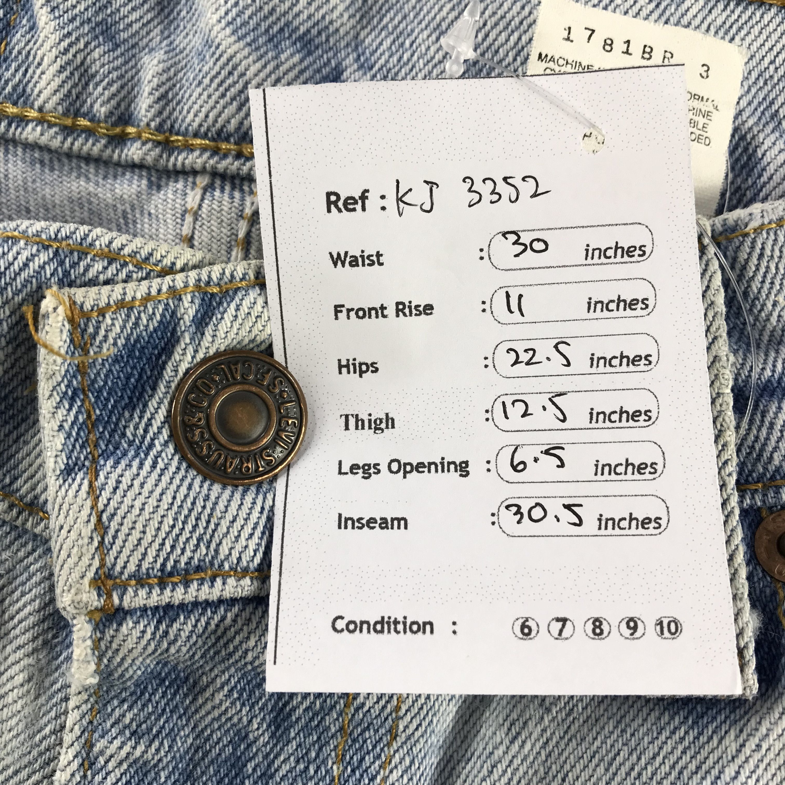 Levi's Vintage Levis 560 Jeans Light Wash Denim KJ3352 Size US 30 / EU 46 - 13 Thumbnail
