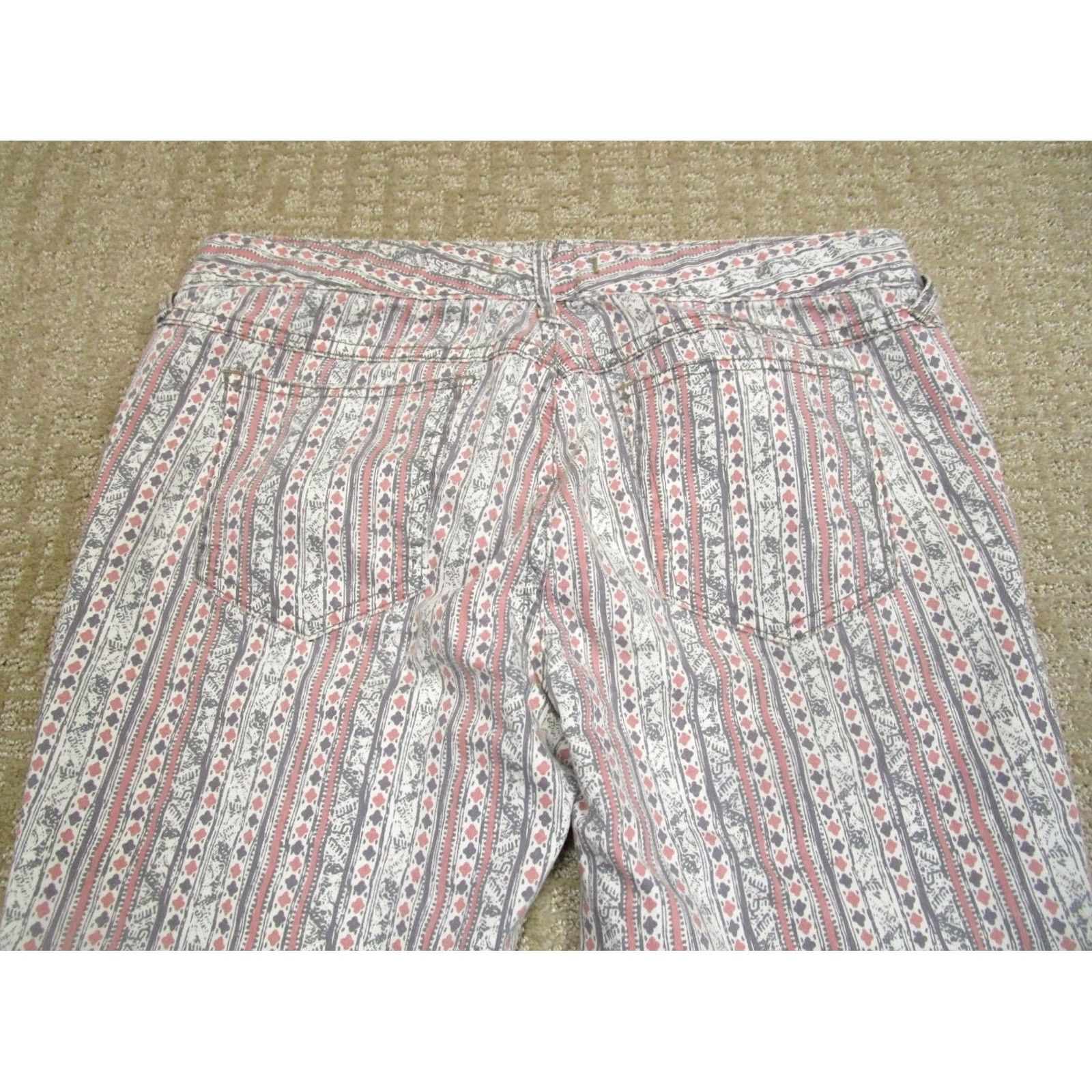 Free People Free People Jeans Women 30 Multicolor Geometric Skinny Ankle Pant Southwestern Aztec Net 60 day returns Mens? Size 30" / US 8 / IT 44 - 4 Thumbnail