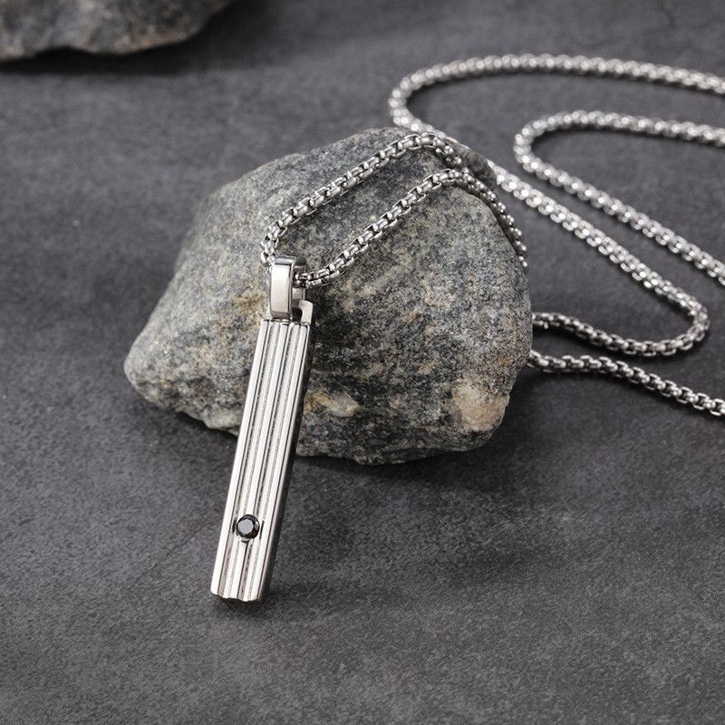 Jewelry Silver Rectangular Luxury Necklace Size ONE SIZE - 1 Thumbnail