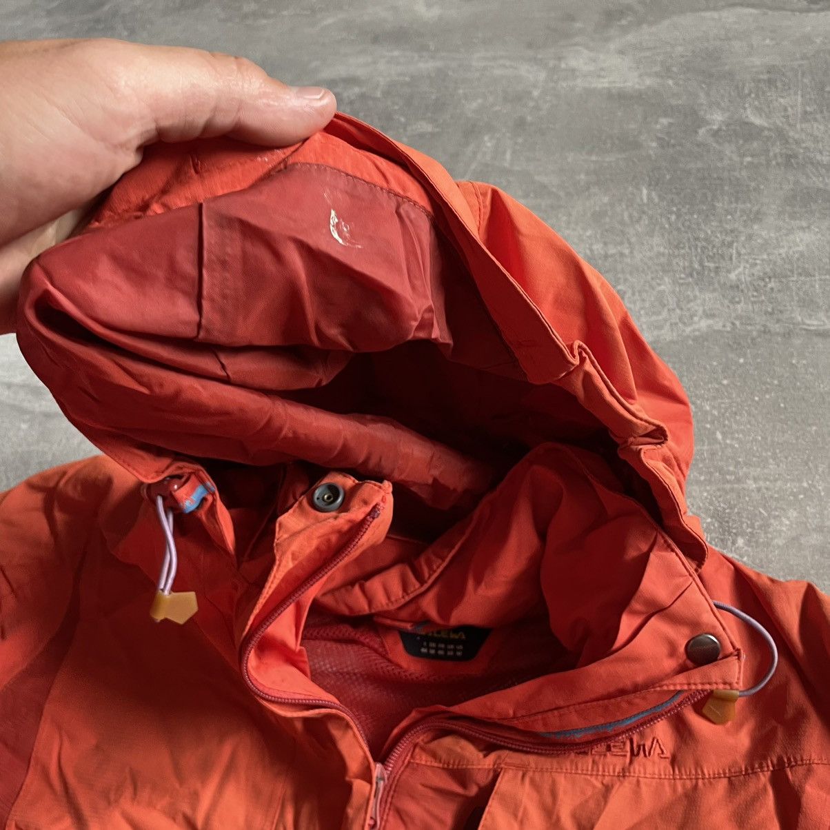 SALEWA Sun distressed Gore Tex Salewa Waterproof Jacket power arct Size US M / EU 48-50 / 2 - 10 Thumbnail