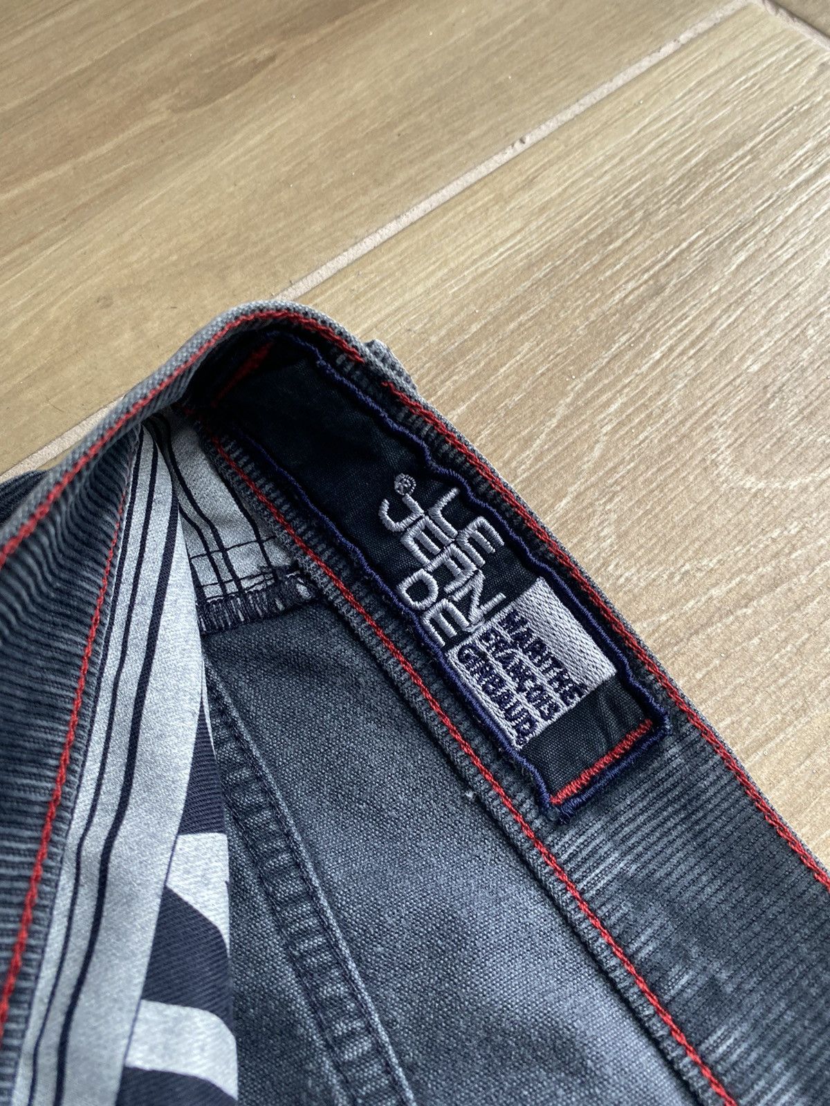 Marithe + Francois Girbaud Marithe Francois Girbaud Corduroy Pants Size US 36 / EU 52 - 10 Thumbnail