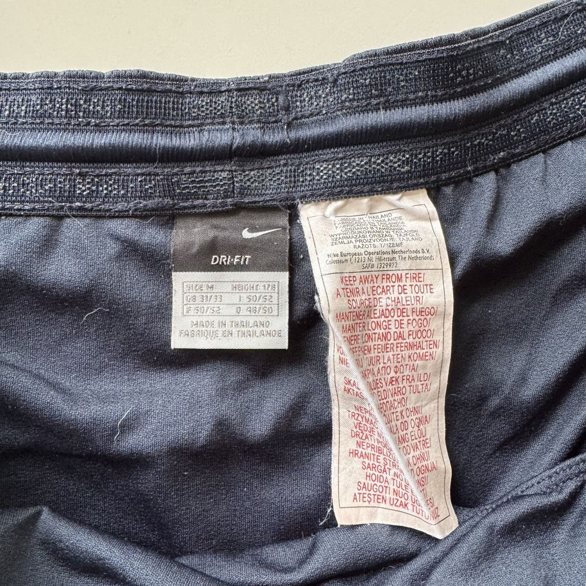 Nike Vintage Nike acg t90 shorts swoosh dry fit Size US 32 / EU 48 - 4 Thumbnail
