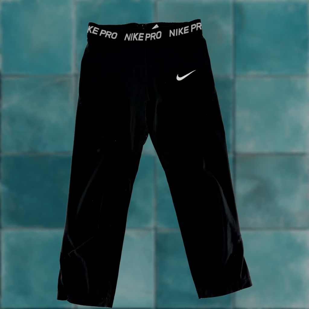 Nike Nike Cropped Womens L Black Pro Training Leggings Women White Logo Athletic Apparel Size 36" / US 14 / IT 50 - 1 Thumbnail