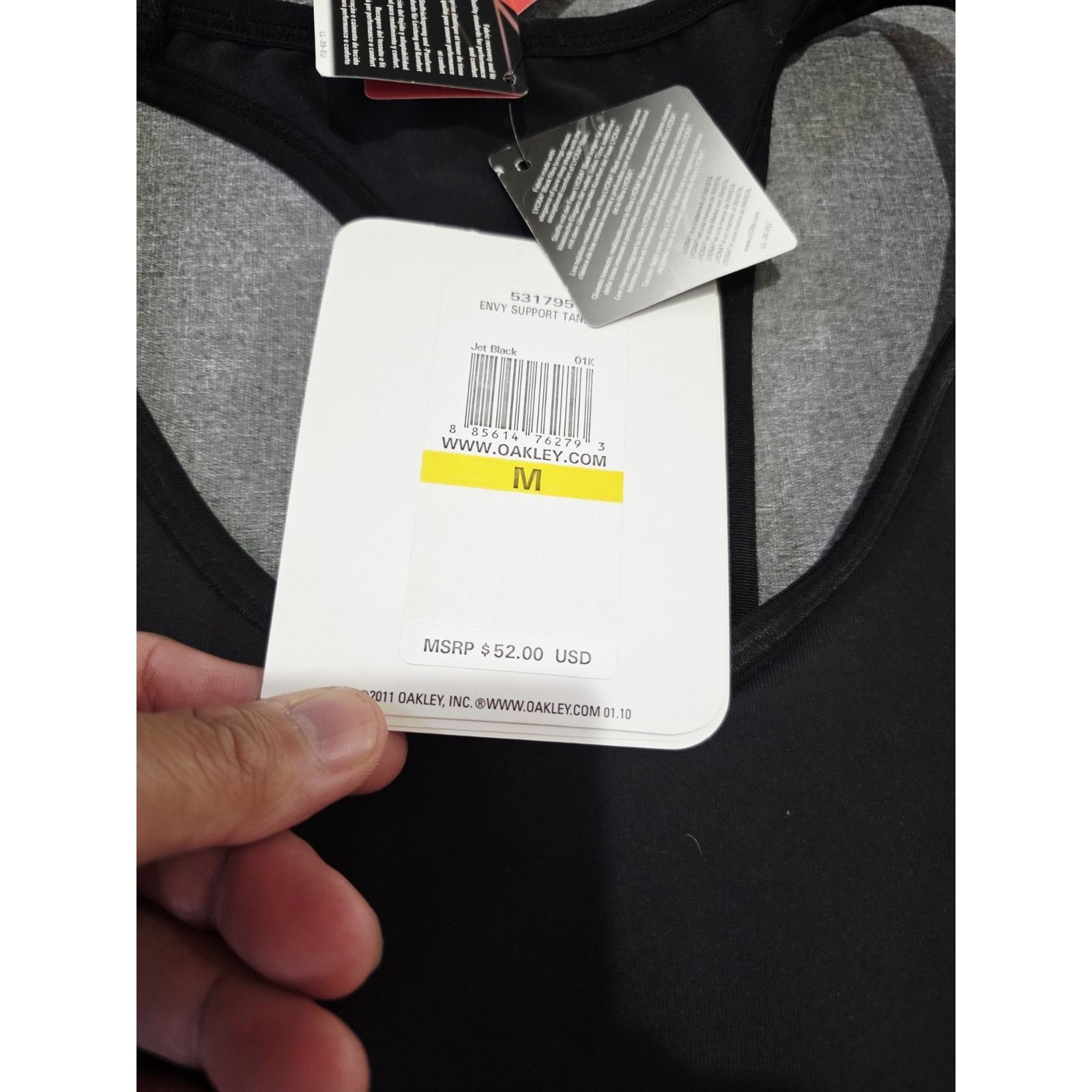 Oakley Oakley NWT Top Womens Lg Black Power Scoop Neck Racerback Size M / US 6-8 / IT 42-44 - 5 Thumbnail