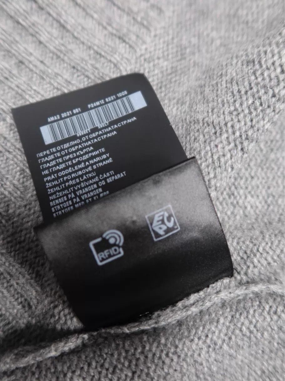 Prada PRADA SS22 Solid Crew Loose Short Knit Sweater Women Gray 36 Size XS / US 0-2 / IT 36-38 - 6 Thumbnail