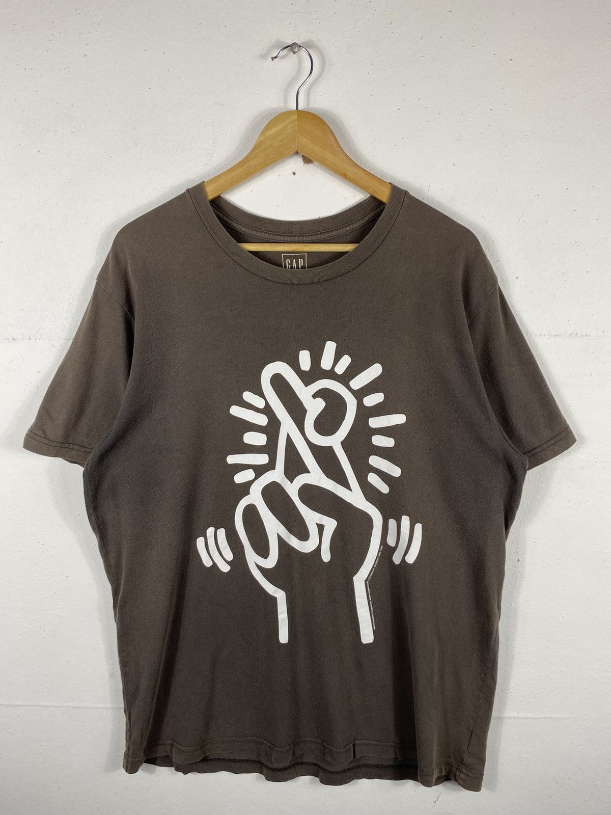 Gap GAP X Keith Haring Big Logo Sun Faded T-Shirt Size US L / EU 52-54 / 3 - 1 Thumbnail