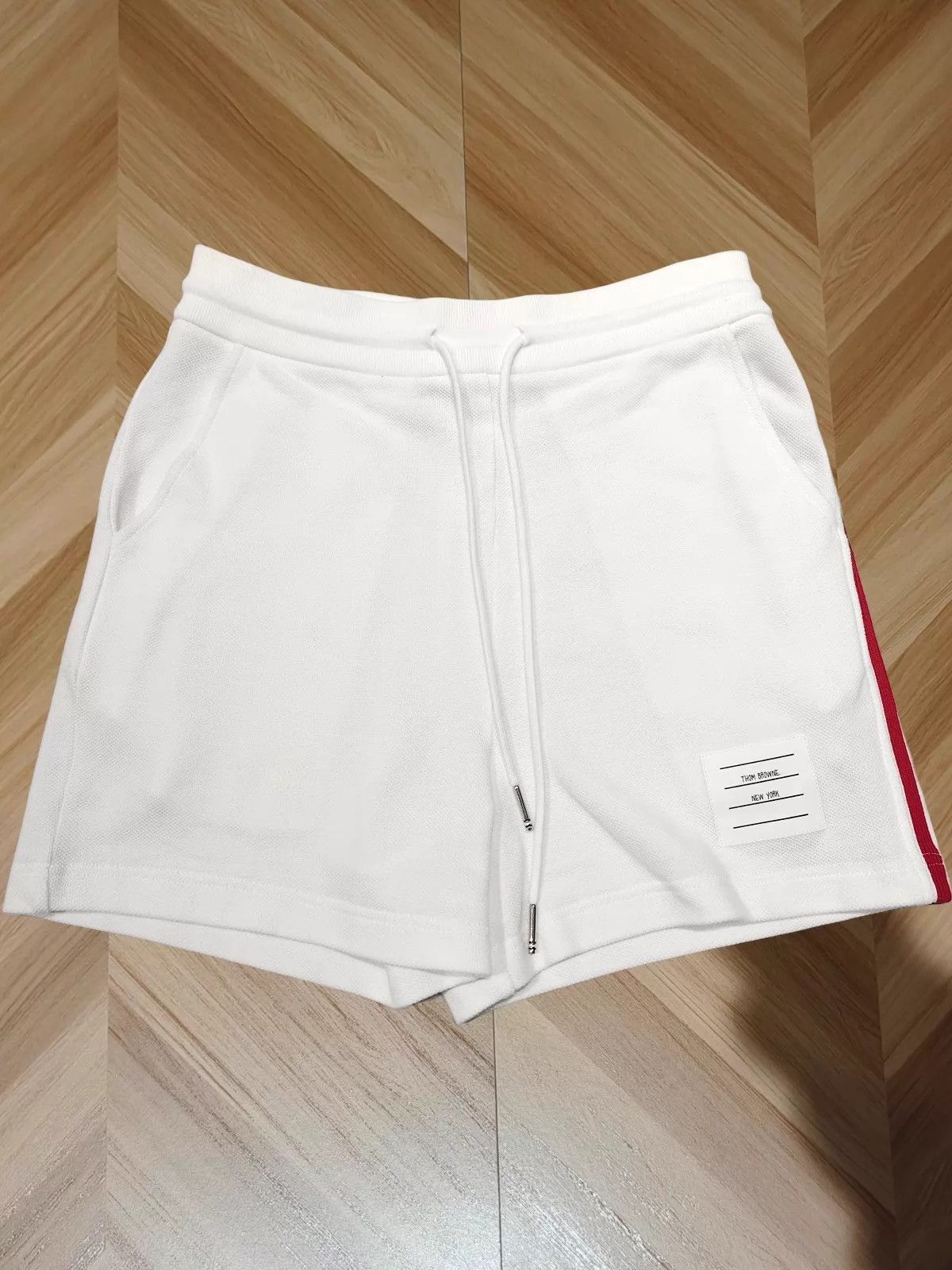 Thom Browne Thom Browne Women's 0 Short New Worn Once Size 25" / US 0 / IT 36 - 1 Thumbnail