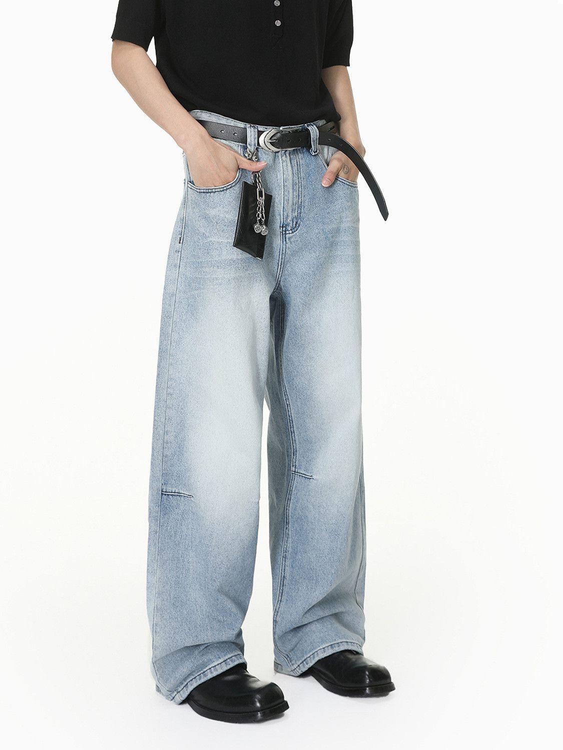 Vintage Men's Loose-Fit Retro Washed Denim Jeans (Clean Fit) Size US 32 / EU 48 - 2 Thumbnail