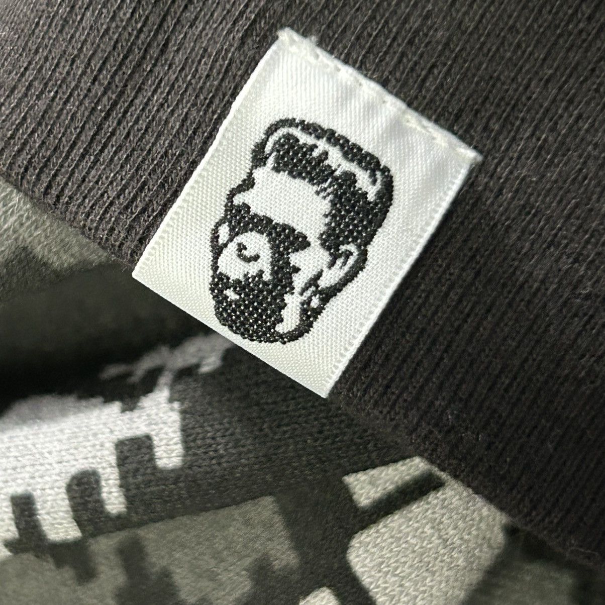 Bape BAPE Shark Black Camo Sweatshirt Size US XL / EU 56 / 4 - 11 Thumbnail
