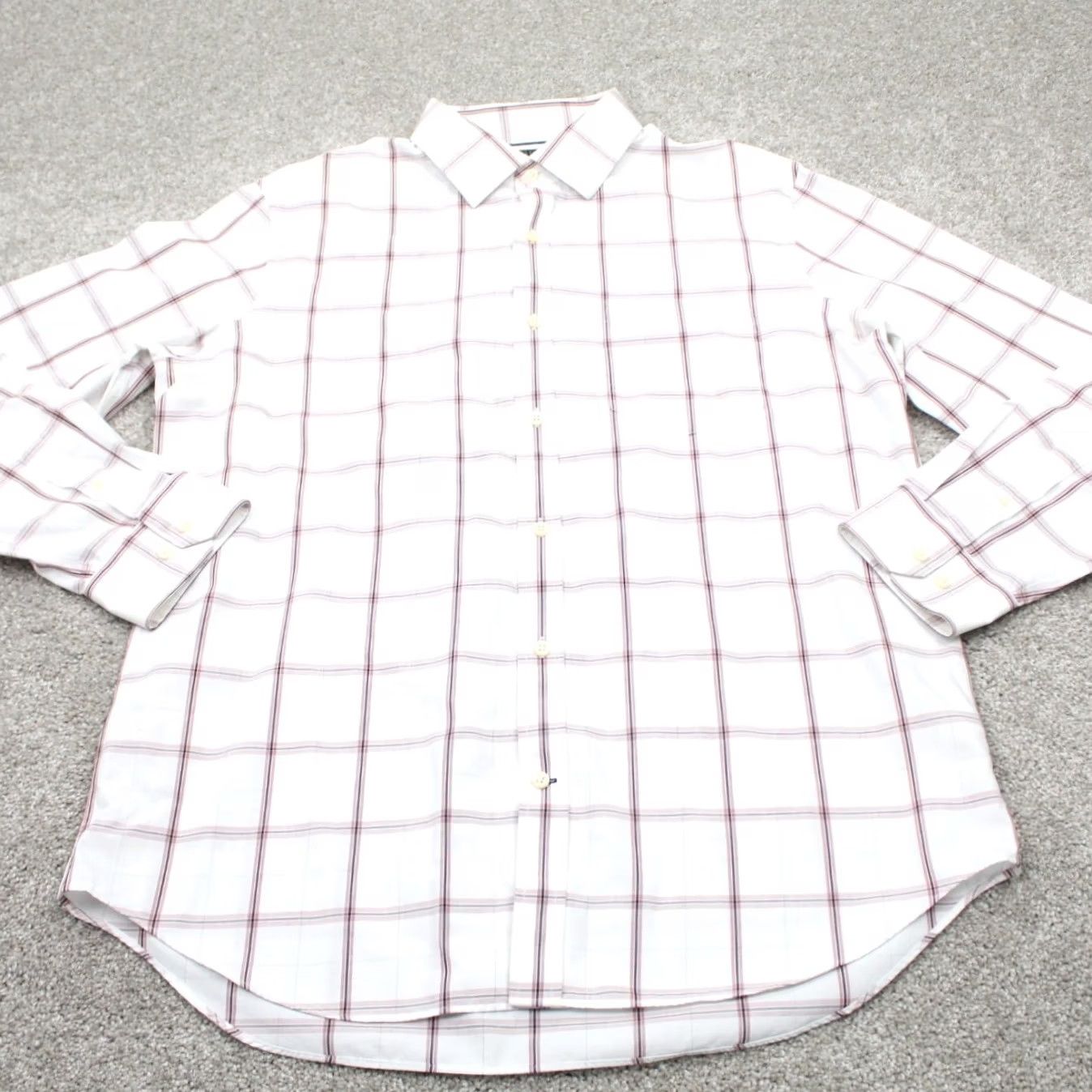 Banana Republic Banana Republic Shirt Mens Large 16-16 1/2 White Red Non-Iron Classic Fit L/S Formal Casual Workwear Men Size US L / EU 52-54 / 3 - 3 Thumbnail