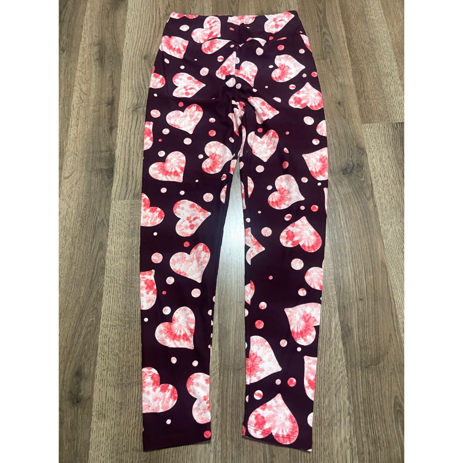 Vintage LuLaRoe Pants Womens One Size Red Pink Heart Pull On Skinny Leggings Regular Size 42" / US 20 - 2 Thumbnail