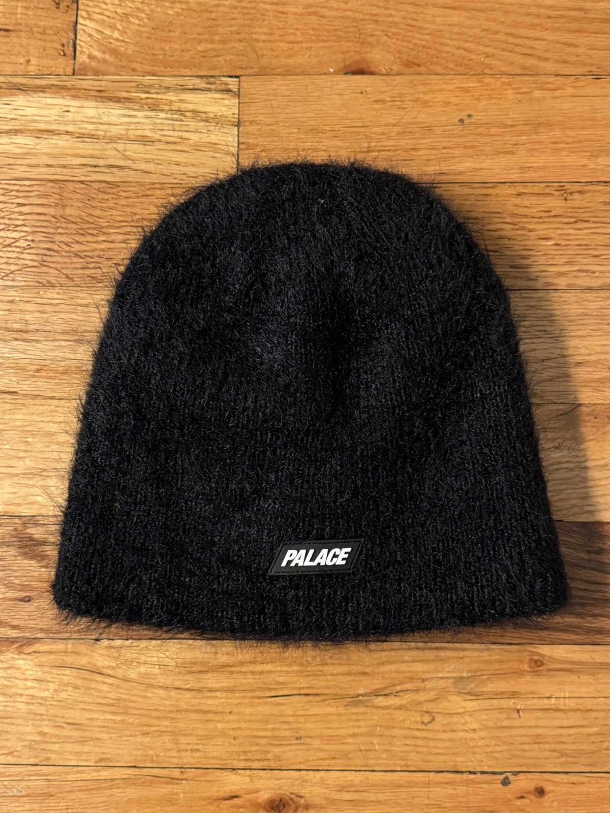 Palace Hairy Nein Cuff Beanie | Grailed