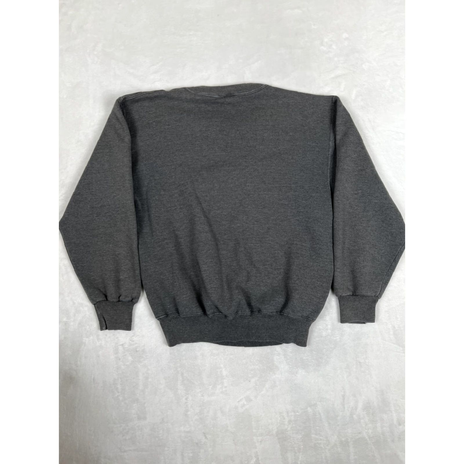 Russell Athletic VINTAGE Russell Athletic Sweatshirt Gray Mens M Crew Neck Fleece Made in USA Size US M / EU 48-50 / 2 - 6 Thumbnail
