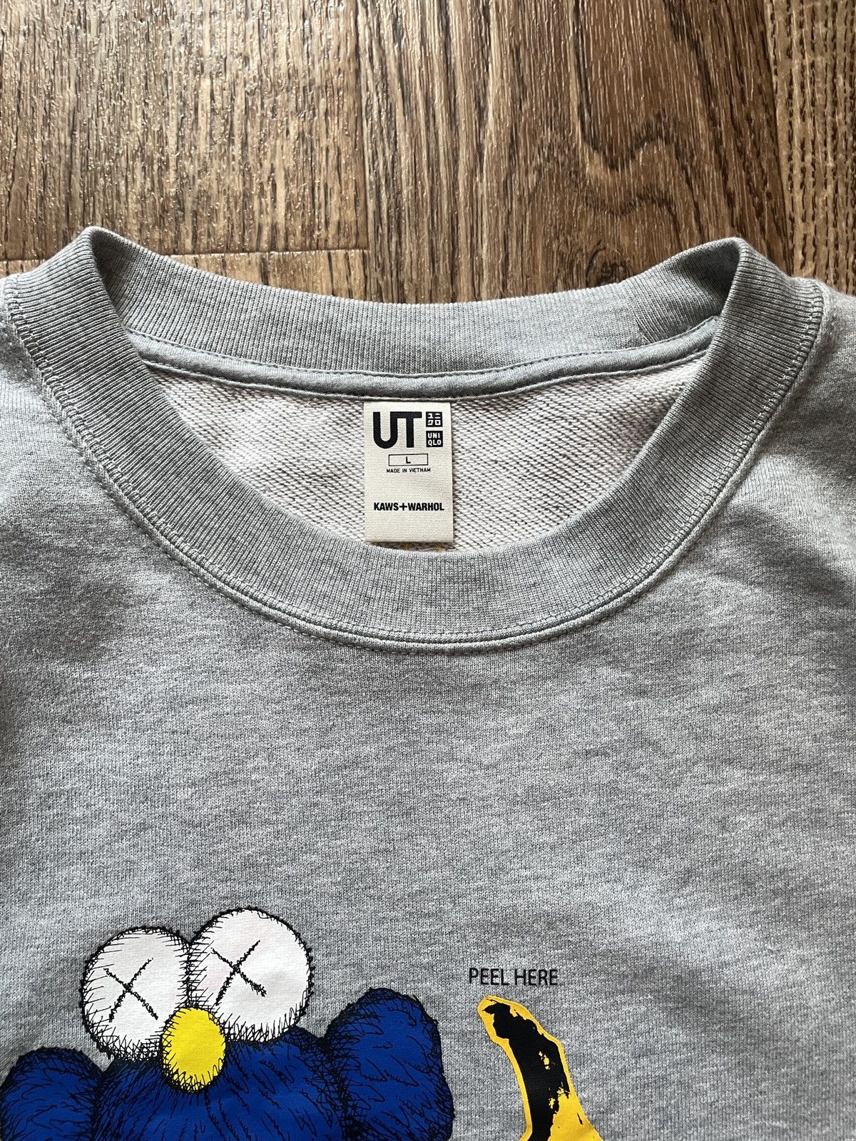 Kaws × Uniqlo Uniqlo Kaws Andy Warhol Crewneck Small Size US L / EU 52-54 / 3 - 5 Thumbnail