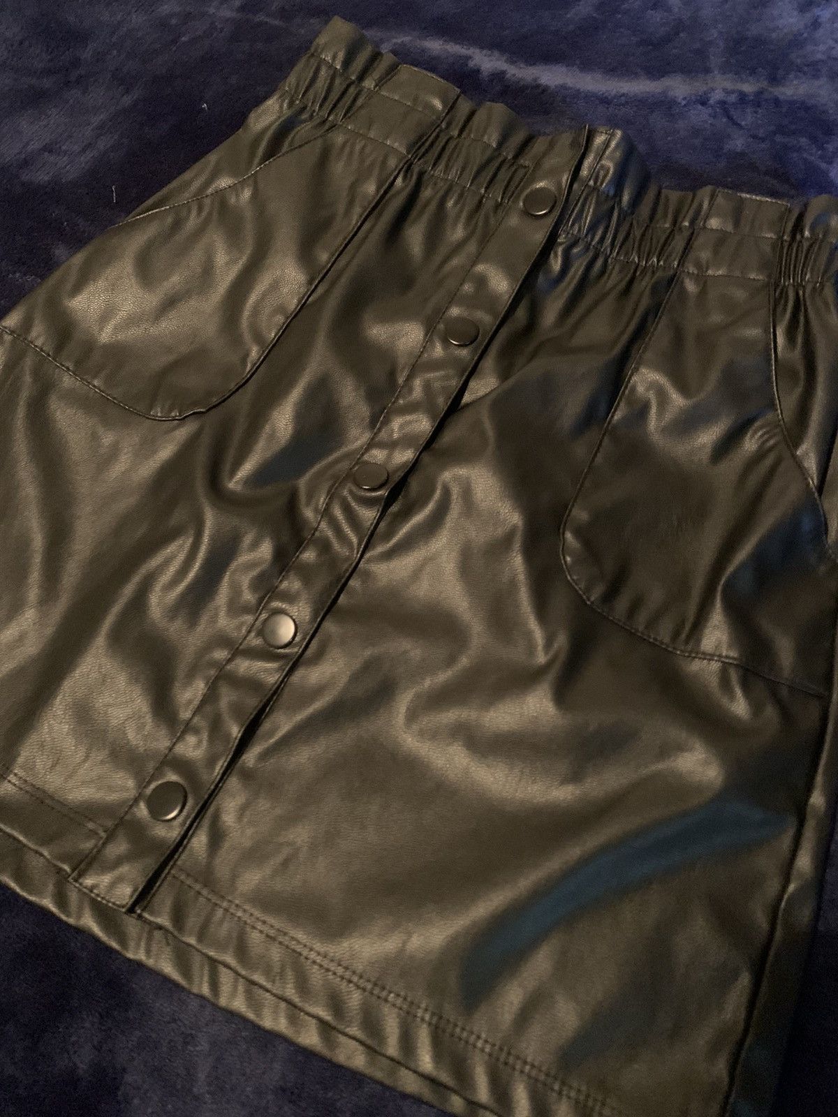 Designer Faux Leather Skirt Y2K Streetwear Fashion Rave Emo Opium 00s Size 22" - 2 Thumbnail