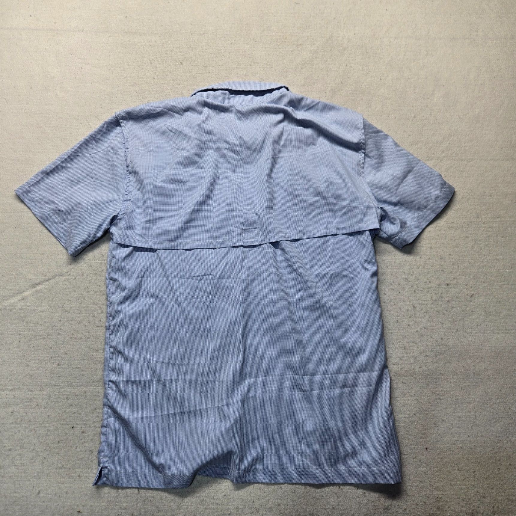 Vintage Berkely Button-Up Solid Blue Shirt Short Sleeve Adult Men M Medium Blue Shirt Short Sleeve Mens Regular Button-Down Collared Fish Theme Casual Size US M / EU 48-50 / 2 - 7 Thumbnail