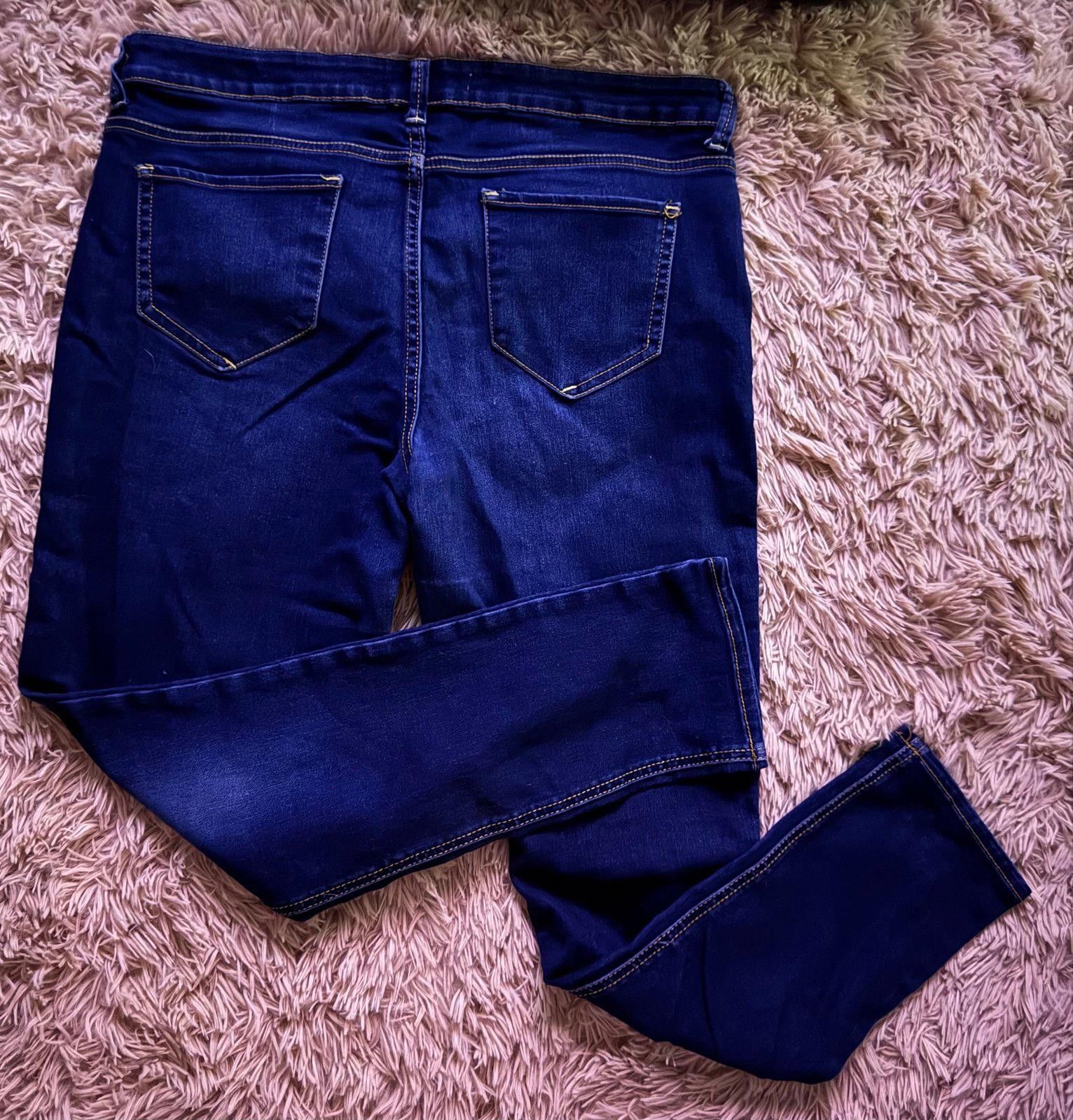 Designer Women’s Dark Wash Skinny Jeans 15 Size 40" / US 18 - 2 Thumbnail