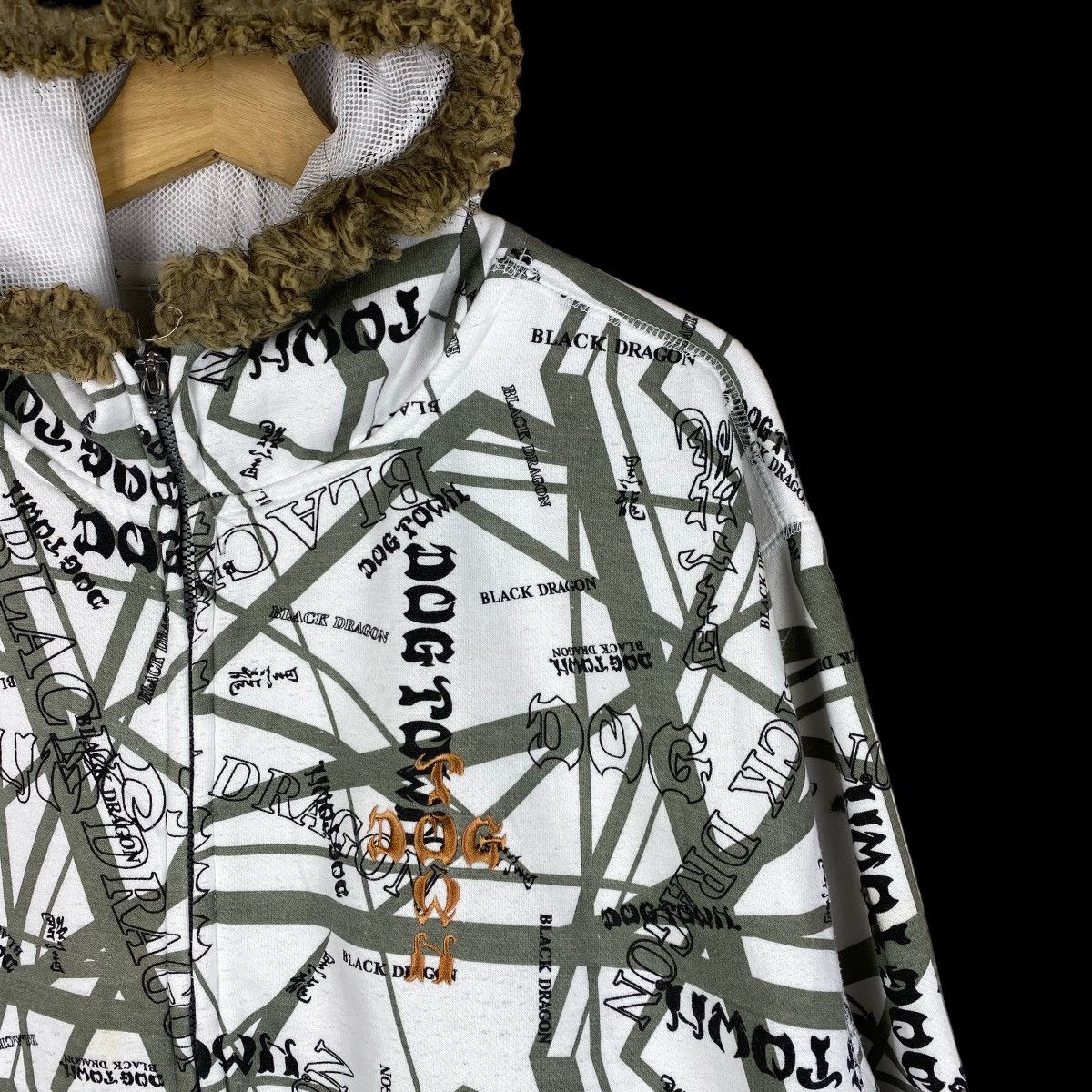 Dogtown × Japanese Brand DOGTOWN BLACK DRAGON FULL PRINT FUR HOODIE Size US XL / EU 56 / 4 - 5 Thumbnail