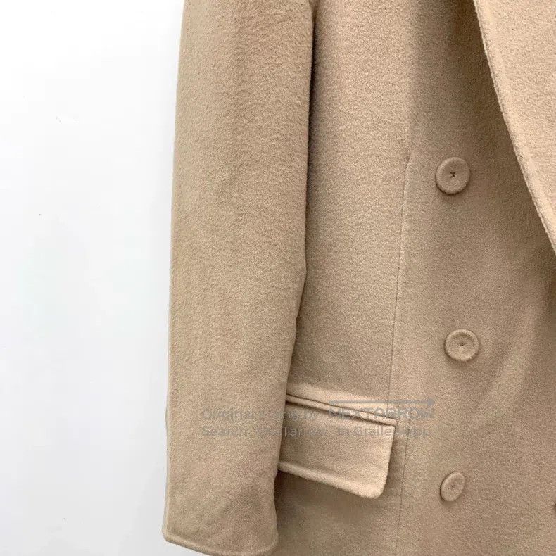 Fendi Fendi Patchwork cashmere lapel double-breasted long-sleeve Size M / US 6-8 / IT 42-44 - 8 Thumbnail