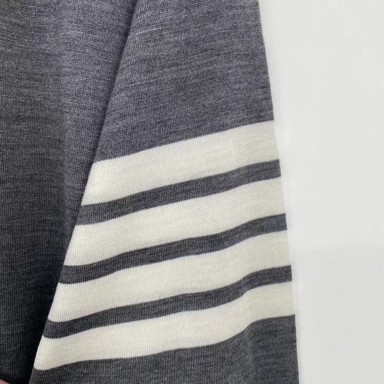 Thom Browne Thom browne Size 3 Gray striped wool knitted cardigan 2503 Size L / US 10 / IT 46 - 5 Thumbnail